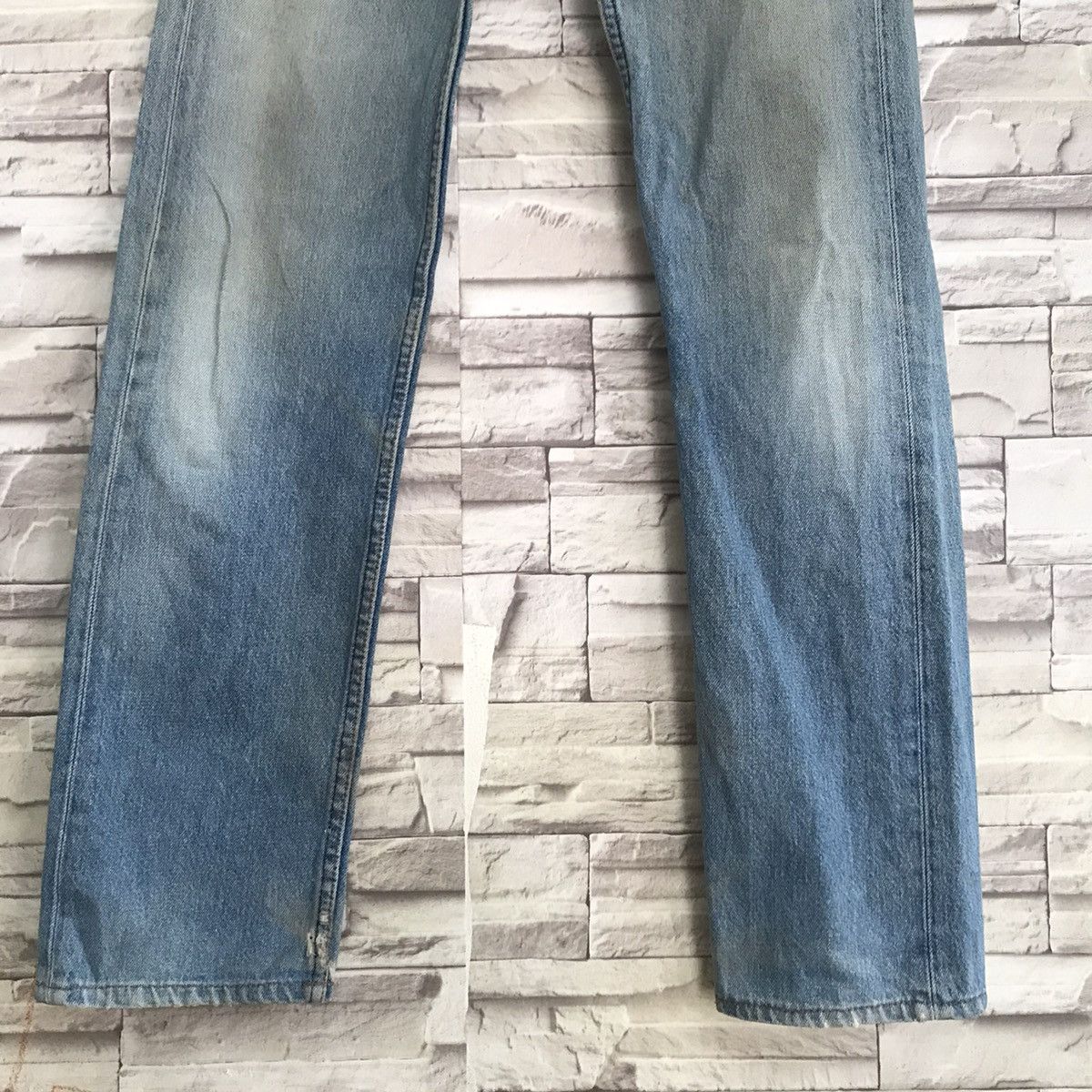 Levi's Vtg 80s Levis 501 Jeans Dirty Faded Lightwash Made in USA Size US 28 / EU 44 - 5 Thumbnail