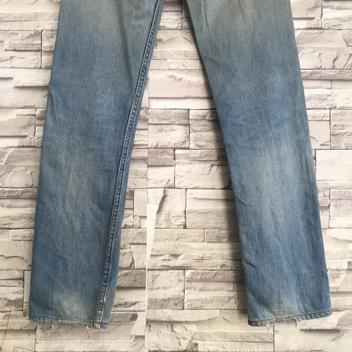 Levi's Vtg 80s Levis 501 Jeans Dirty Faded Lightwash Made in USA Size US 28 / EU 44 - 11 Thumbnail