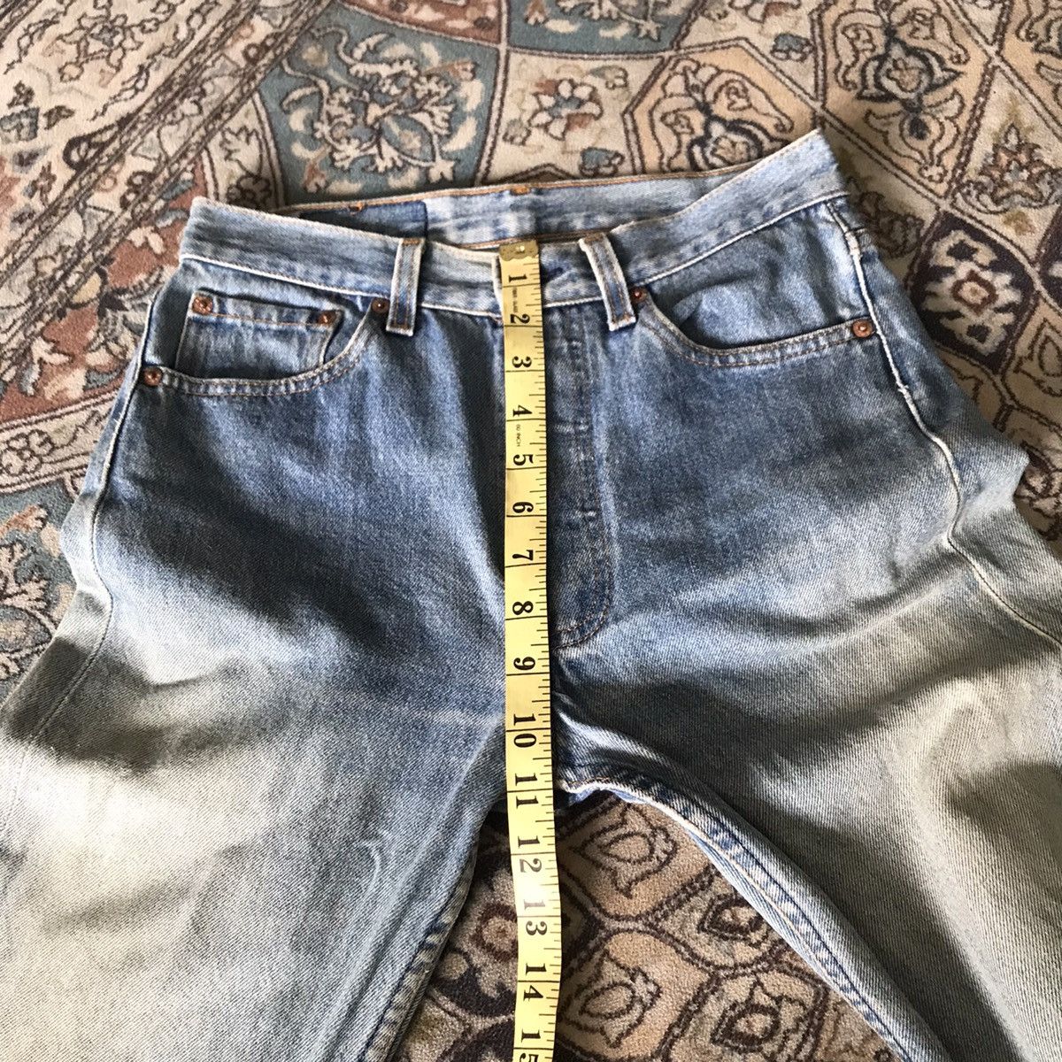 Levi's Vtg 80s Levis 501 Jeans Dirty Faded Lightwash Made in USA Size US 28 / EU 44 - 19 Thumbnail