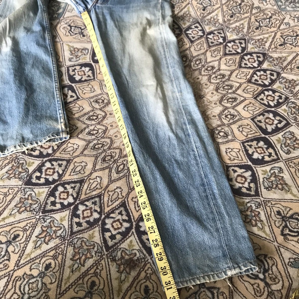 Levi's Vtg 80s Levis 501 Jeans Dirty Faded Lightwash Made in USA Size US 28 / EU 44 - 18 Thumbnail