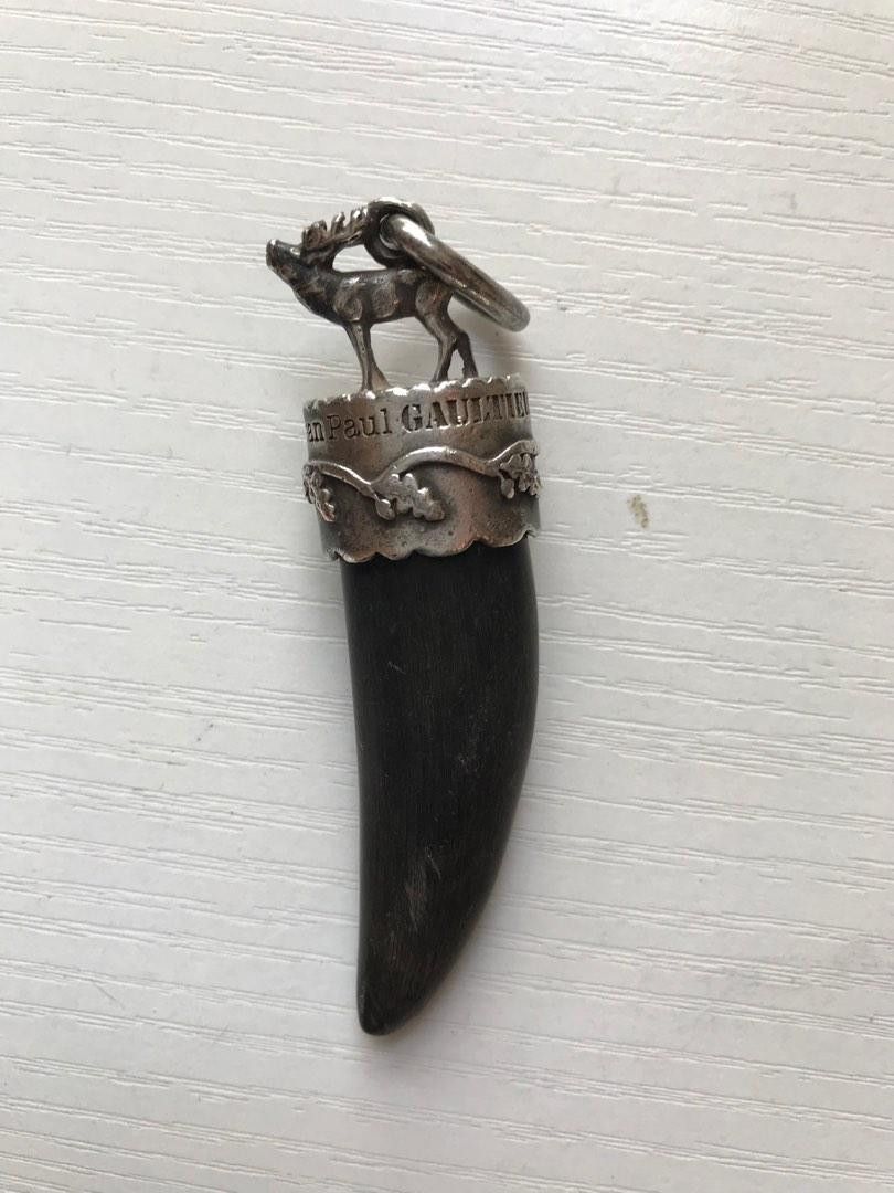 Jean Paul Gaultier Jean Paul Gaultier faux horn tooth claw Chain nozzle Size ONE SIZE - 1 Thumbnail