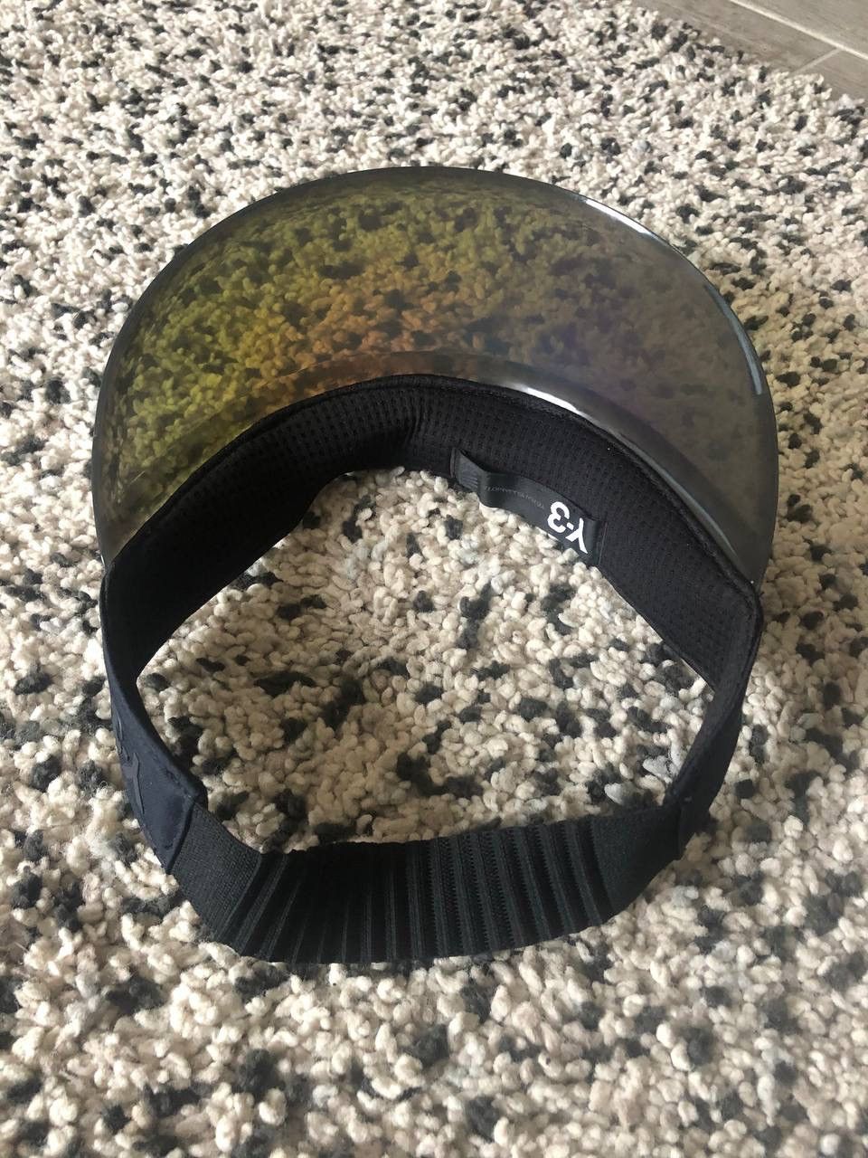 Y-3 × Yohji Yamamoto The Holographic TPU Y-3 Visor Size ONE SIZE - 5 Thumbnail