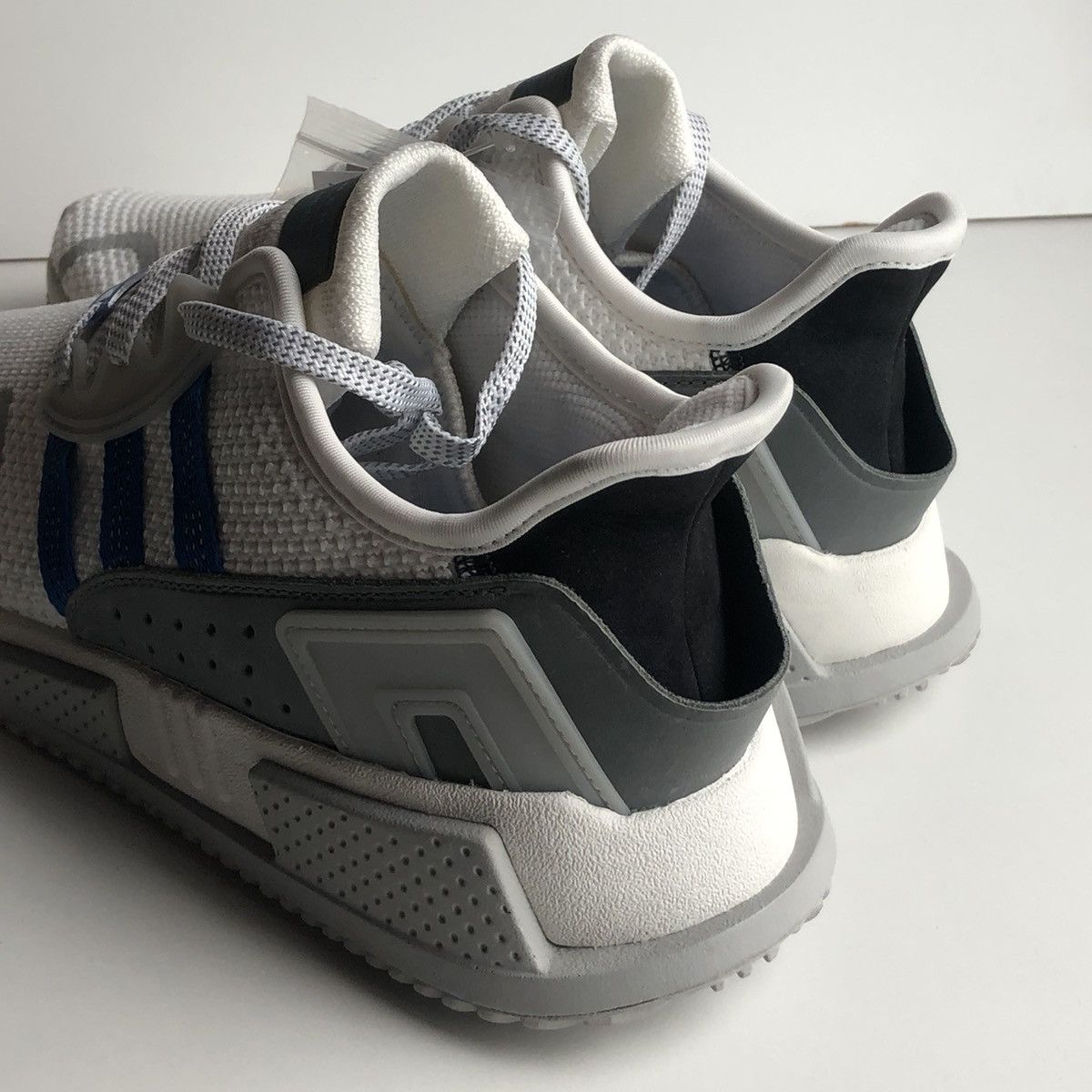 Adidas EQT Cushion ADV Europe 2017 Size US 9.5 / EU 42-43 - 5 Thumbnail