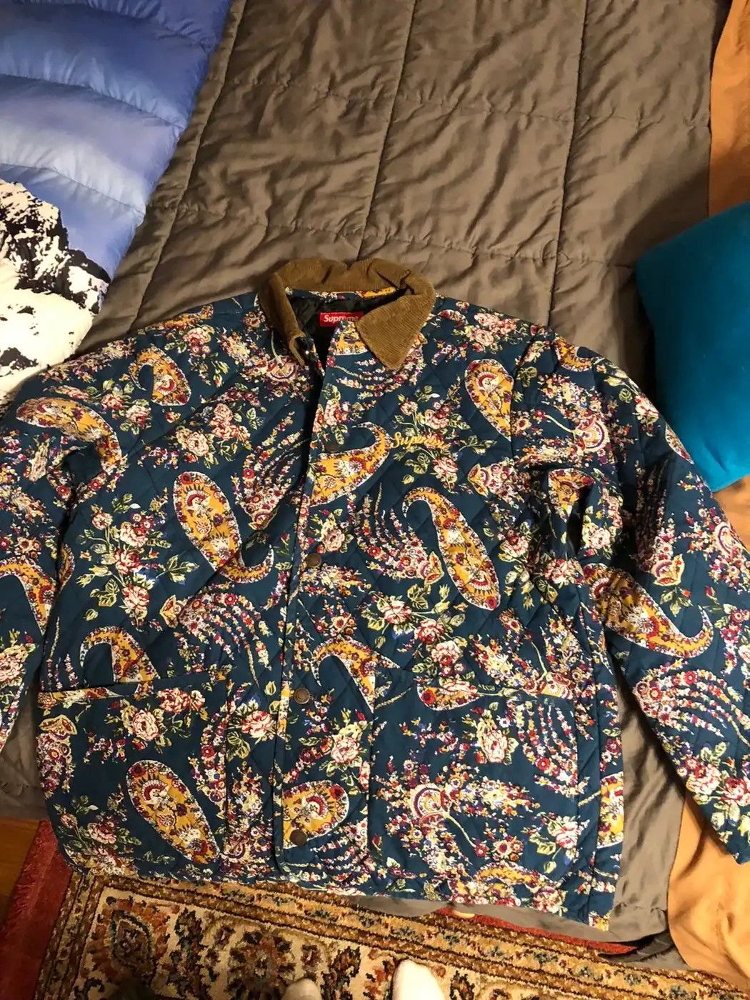 【正規品・美品】 Supreme Quilted Paisley Jacket Supreme Quilted Paisley Jacket (FW19) - $188