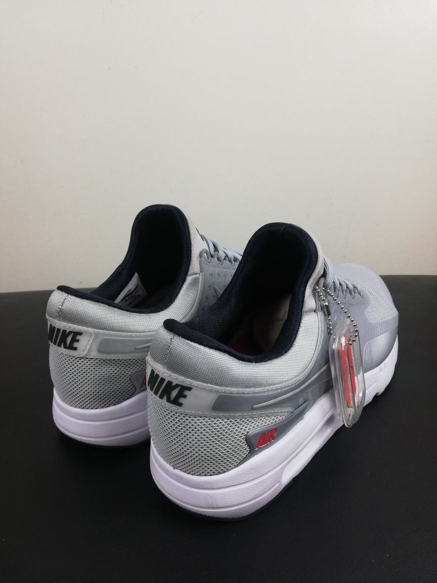 Nike Nike air max zero Qs silver bullet Size US 8.5 / EU 41-42 - 2 Thumbnail