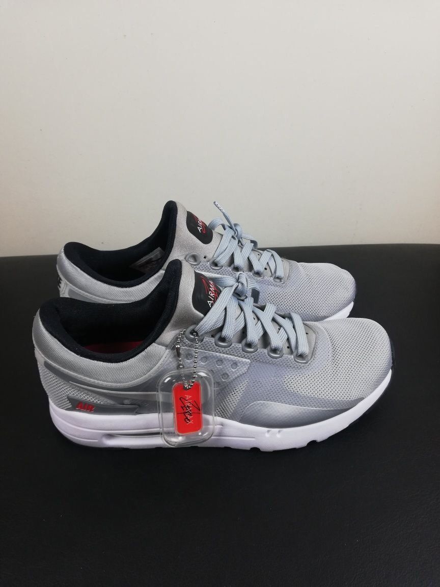 Nike air max zero Qs silver bullet