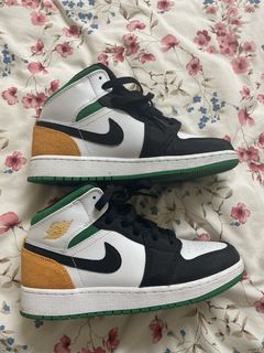 Nike Jordan 1 Mid White Laser Orange Lucky Green GS Size 5Y