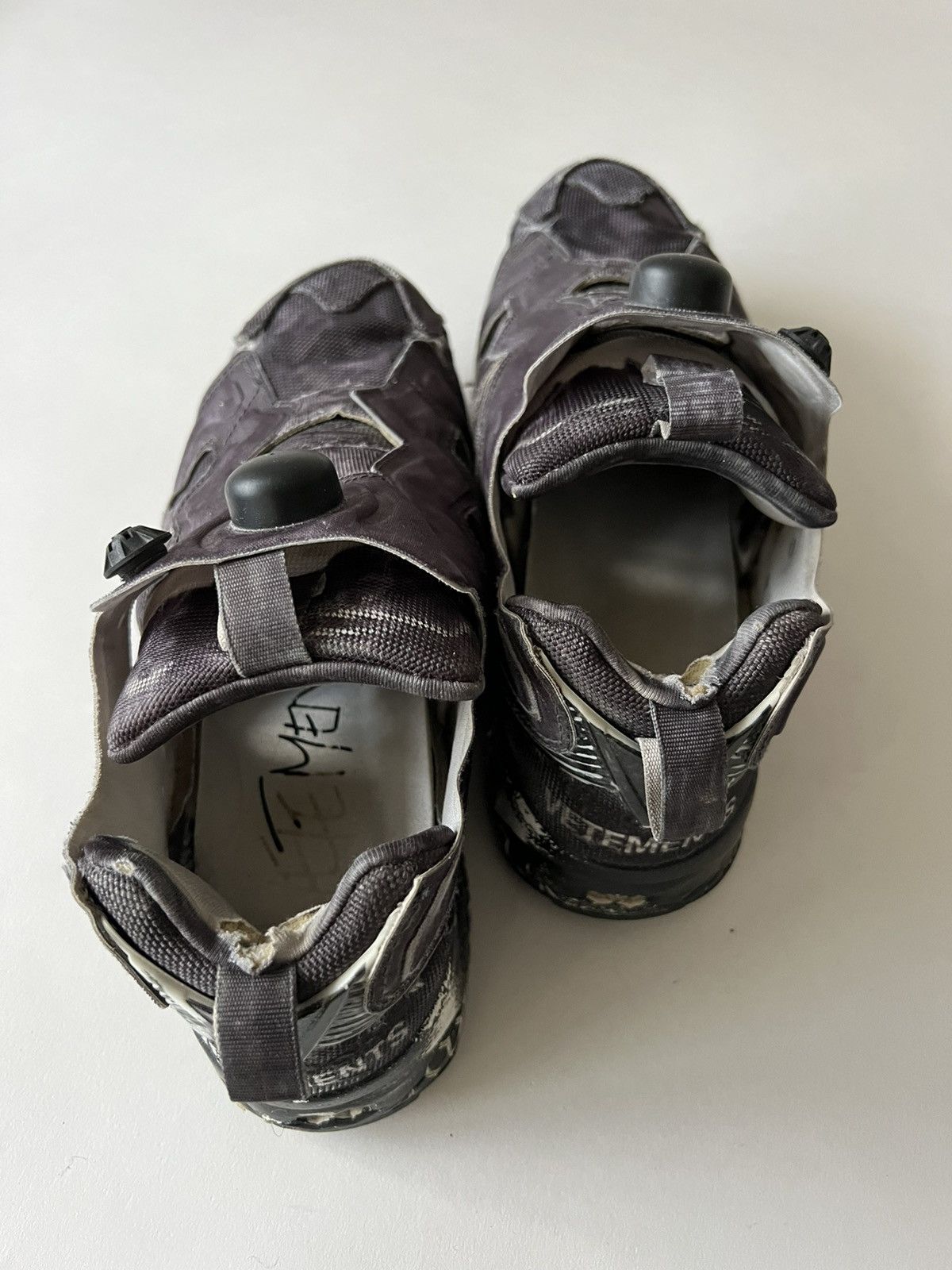 Reebok × Vetements Reebok x Vetements Pump Sneakers Size US 8.5 / IT 38.5 - 5 Thumbnail