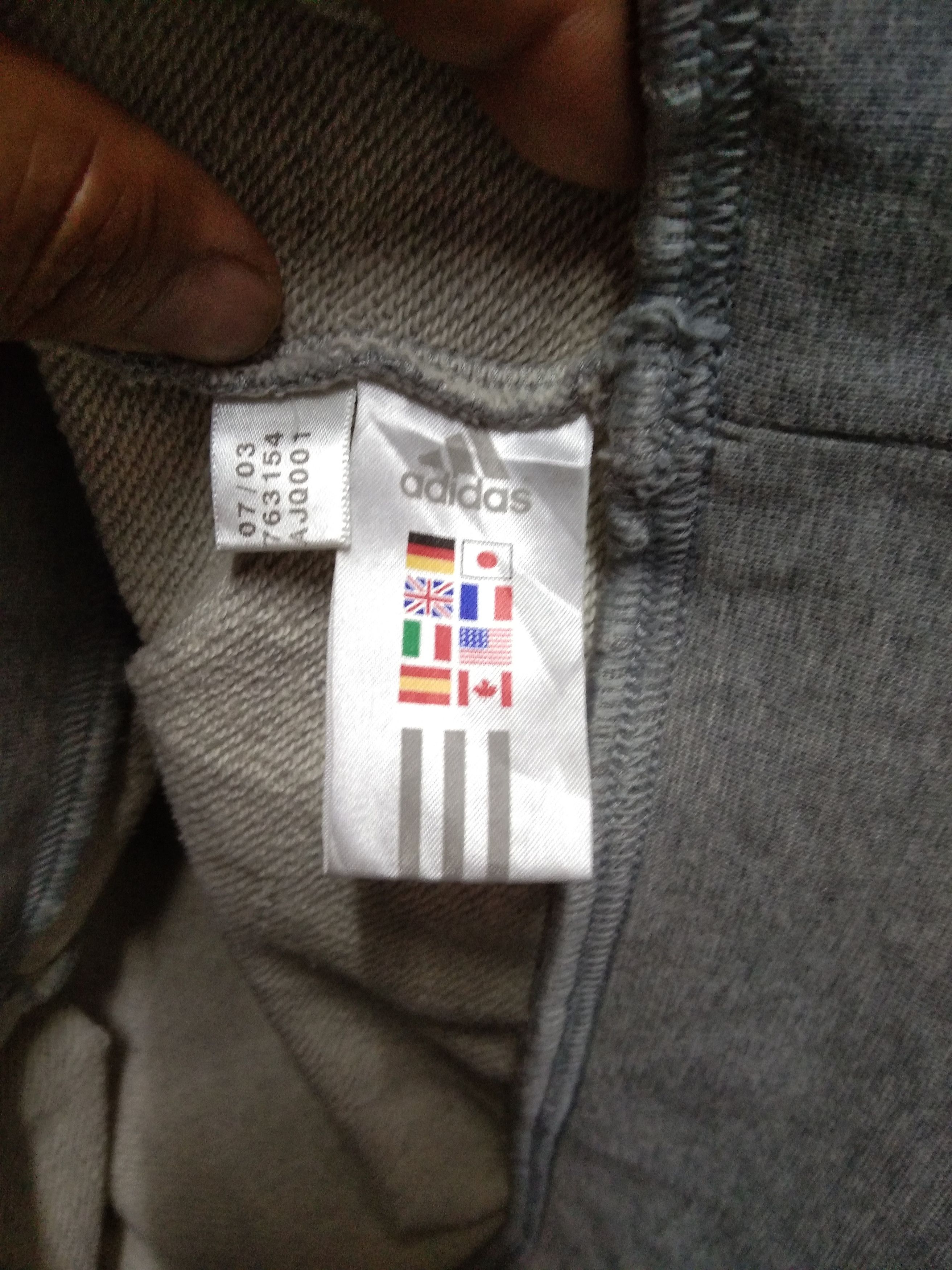 Adidas × Vintage VINTAGE ADIDAS SPELL OUT SWEATSHIRT Size US S / EU 44-46 / 1 - 6 Thumbnail