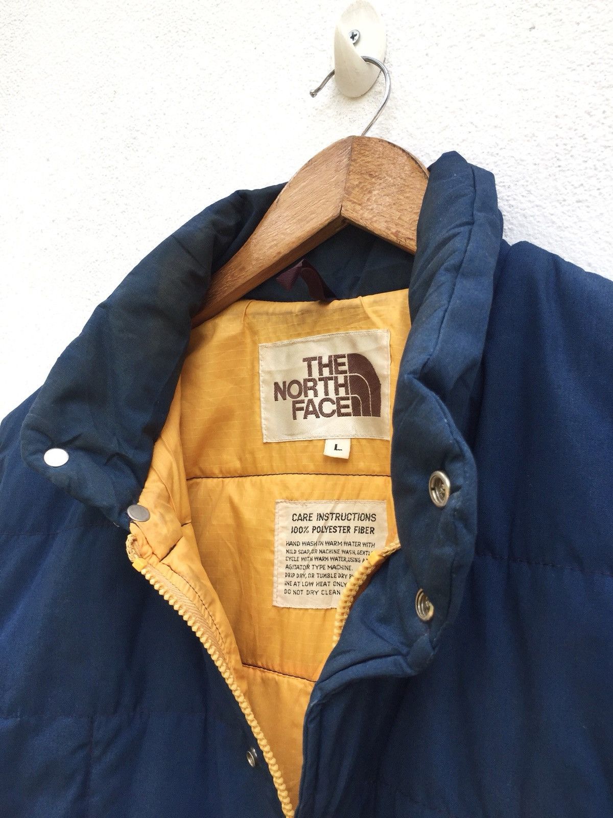 The North Face 90s The North Face Oversized Bomber Down Jacket Size US L / EU 52-54 / 3 - 3 Thumbnail