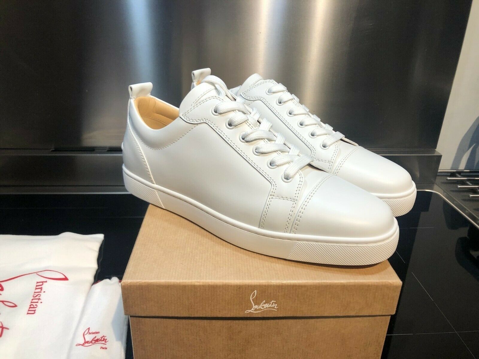 Pre-owned Christian Louboutin Junior Flat Calf White Sneakers New 47