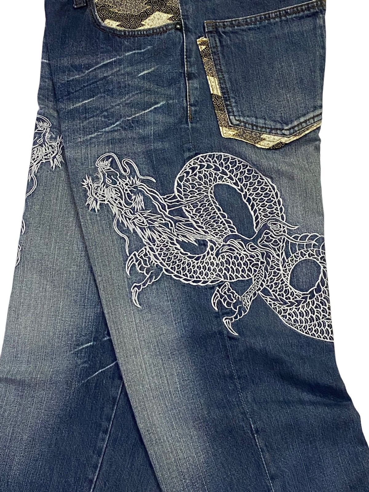Japanese Brand Japanese Brand Embroidery Dragon Denim Pants Size US 34 / EU 50 - 22 Thumbnail