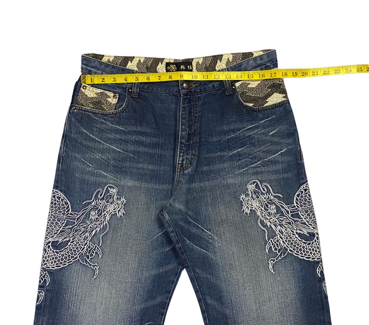 Japanese Brand Japanese Brand Embroidery Dragon Denim Pants Size US 34 / EU 50 - 4 Thumbnail