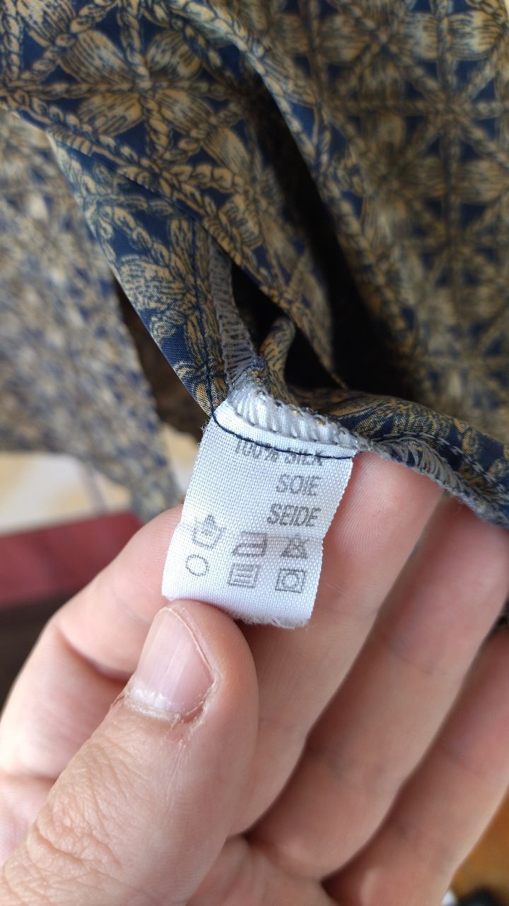 Calvin Klein Vintage silk Calvin Klein up button shirt Size US XXL / EU 58 / 5 - 6 Thumbnail