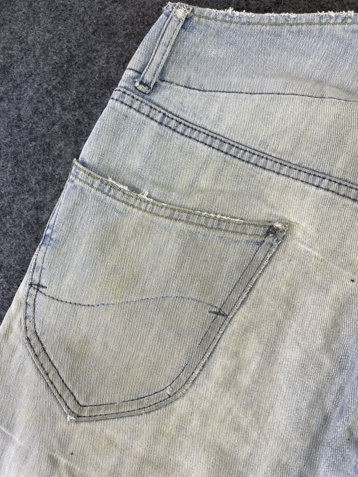 Lee Vintage Lee Low Waisted Distressed Jeans - J893 Size US 30 / EU 46 - 11 Thumbnail