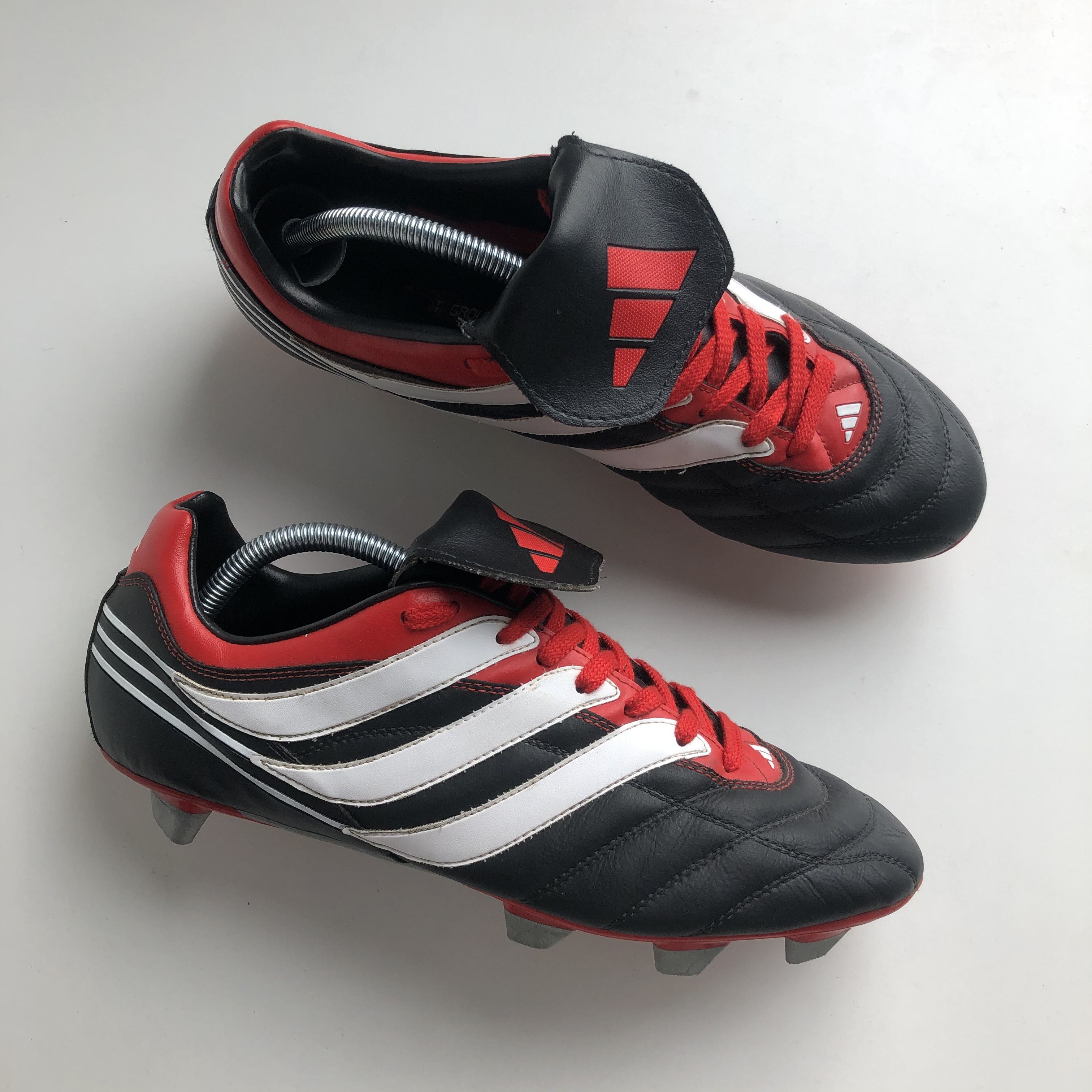 Adidas Adidas football sneakers Size US 10.5 / EU 43-44 - 1 Thumbnail