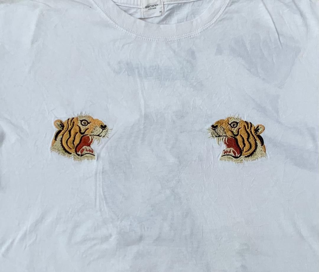 Japanese Brand × Vintage Vintage Tee D - 22 Japan sukajan tiger embroidery Size US M / EU 48-50 / 2 - 4 Thumbnail