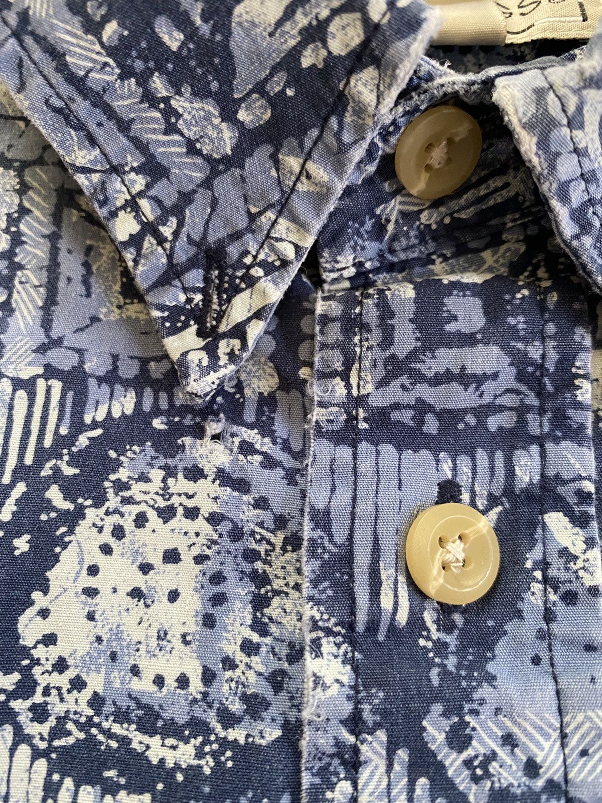 Vintage Vintage 90’s Crossings Sueded Hawaiian Style Button Up Size US M / EU 48-50 / 2 - 9 Thumbnail