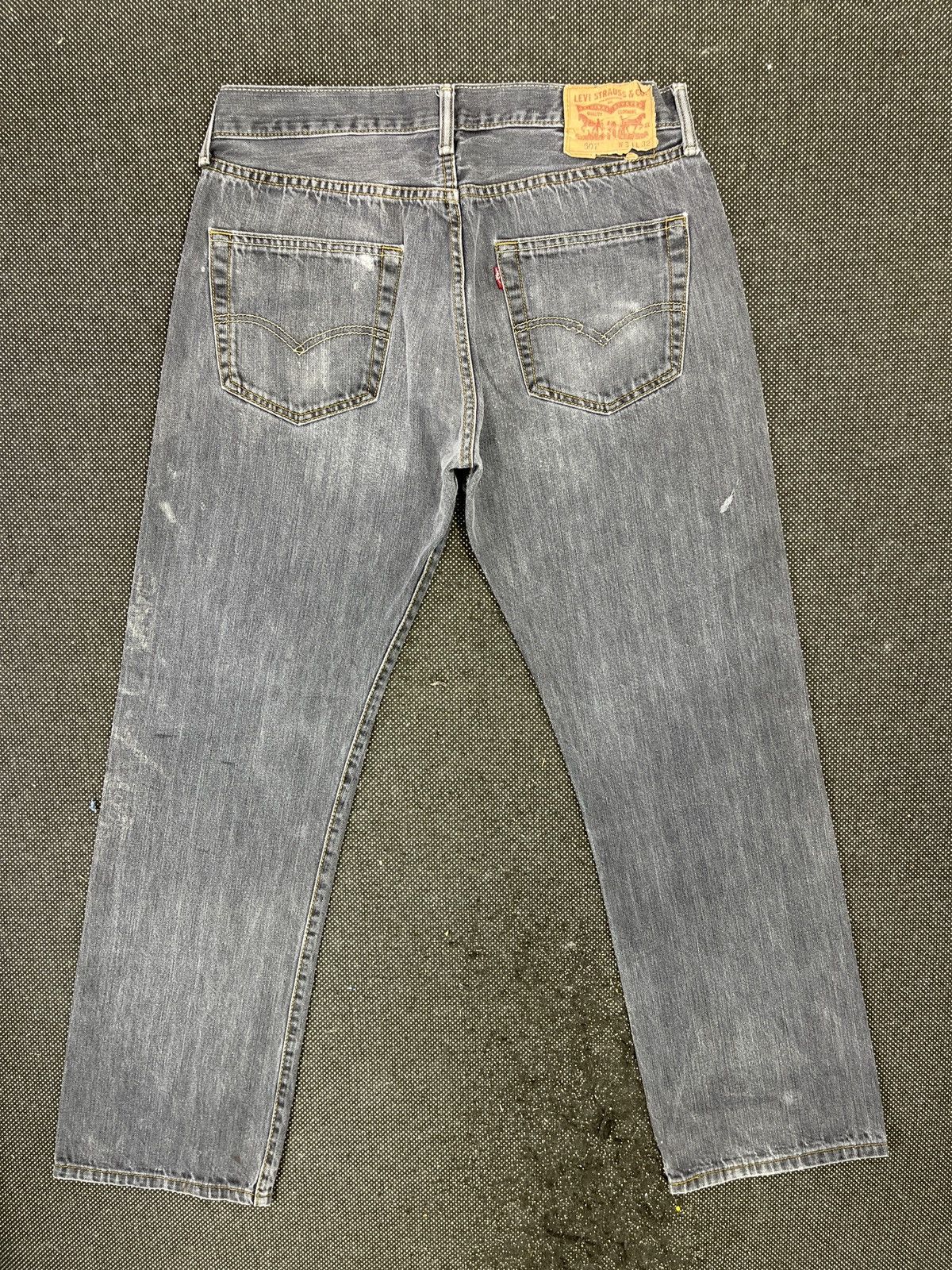 Levi's × Vintage Vintage Levi’s 501 Ripped Jeans - J506 Size US 33 - 2 Thumbnail