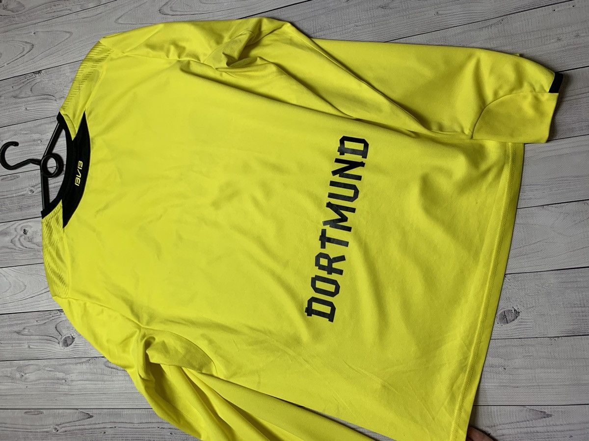 Puma × Vintage Soccer jersey Borussia Dortmund puma long sleeve size XL Size US XL / EU 56 / 4 - 6 Thumbnail