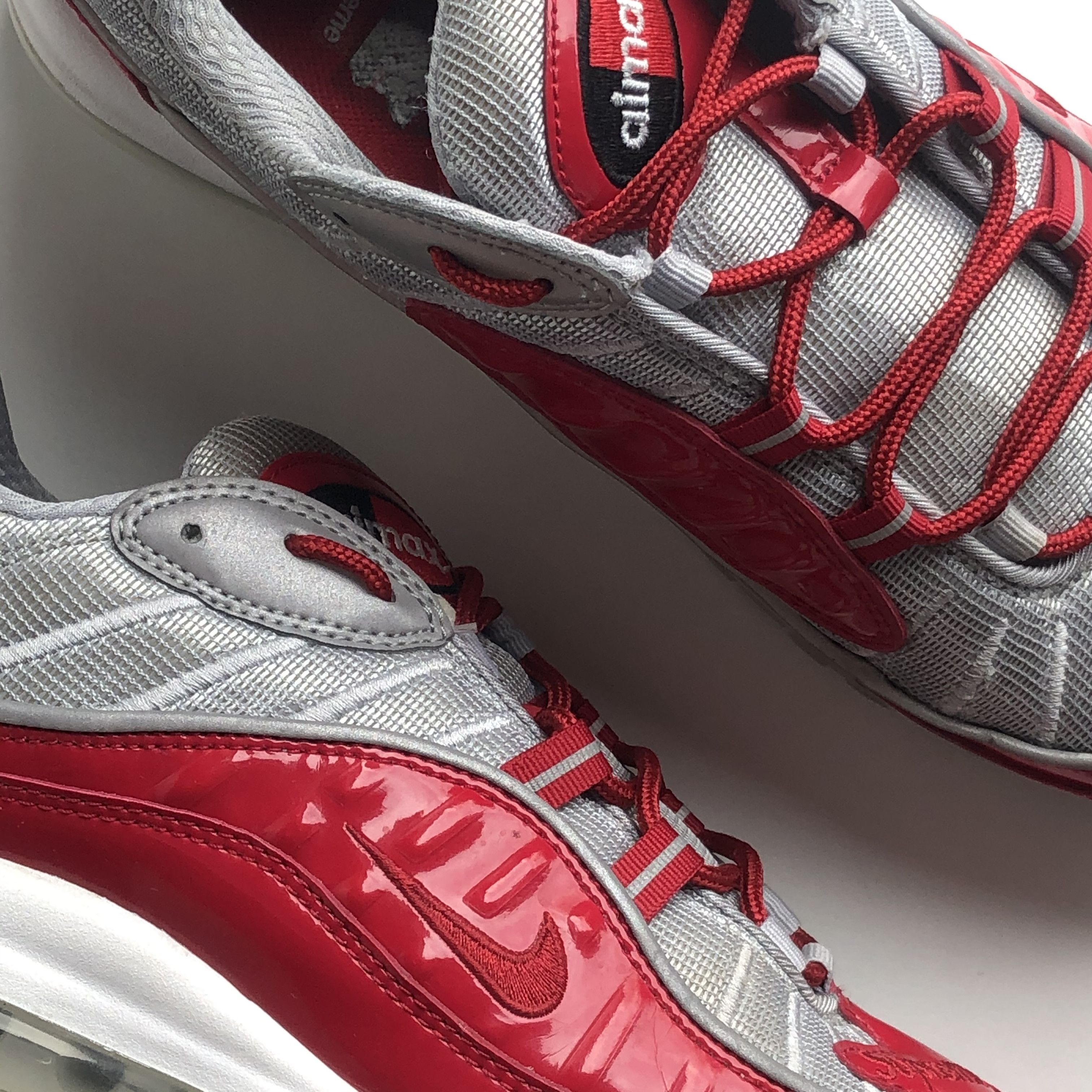 Nike × Supreme Nike Air Max 98 Supreme Varsity Red Size US 10.5 / EU 43-44 - 9 Thumbnail