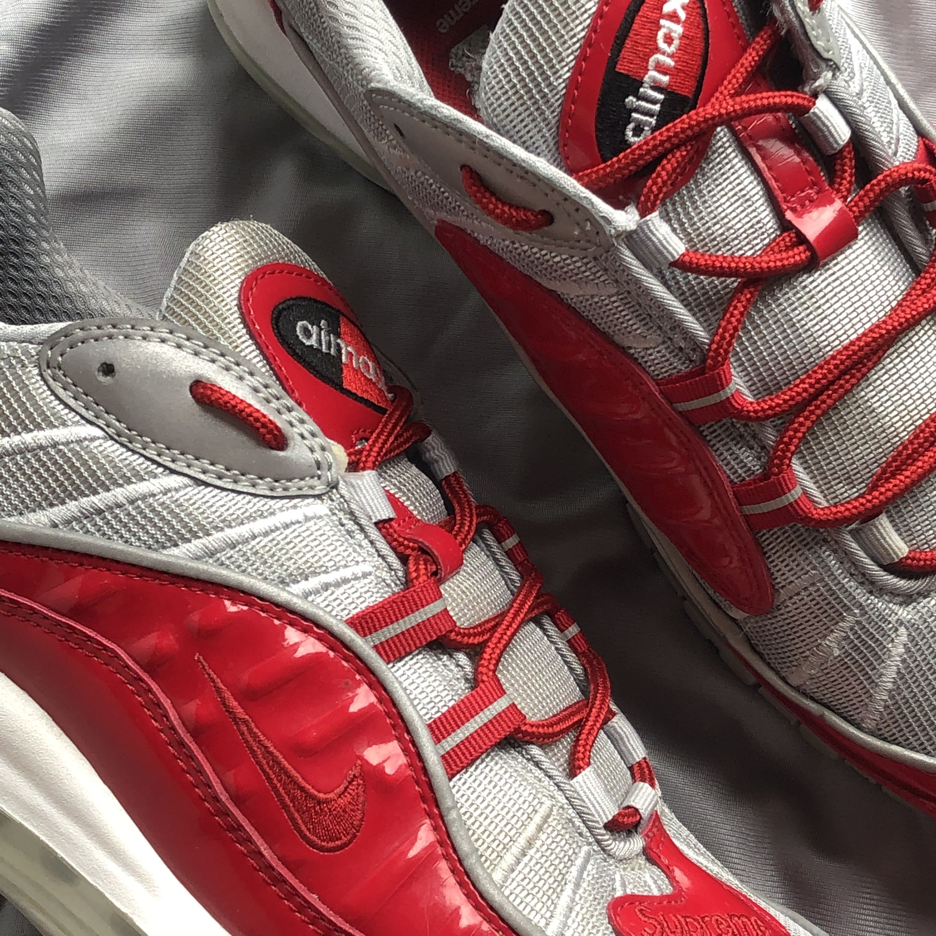 Nike × Supreme Nike Air Max 98 Supreme Varsity Red Size US 10.5 / EU 43-44 - 3 Thumbnail