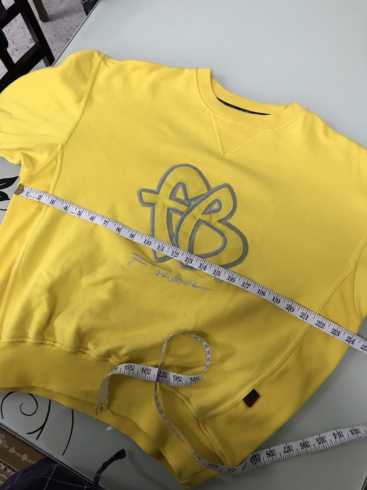 Fubu Vintage y2k Fubu Big Logo Sweatshirt Yellow Size US L / EU 52-54 / 3 - 14 Thumbnail