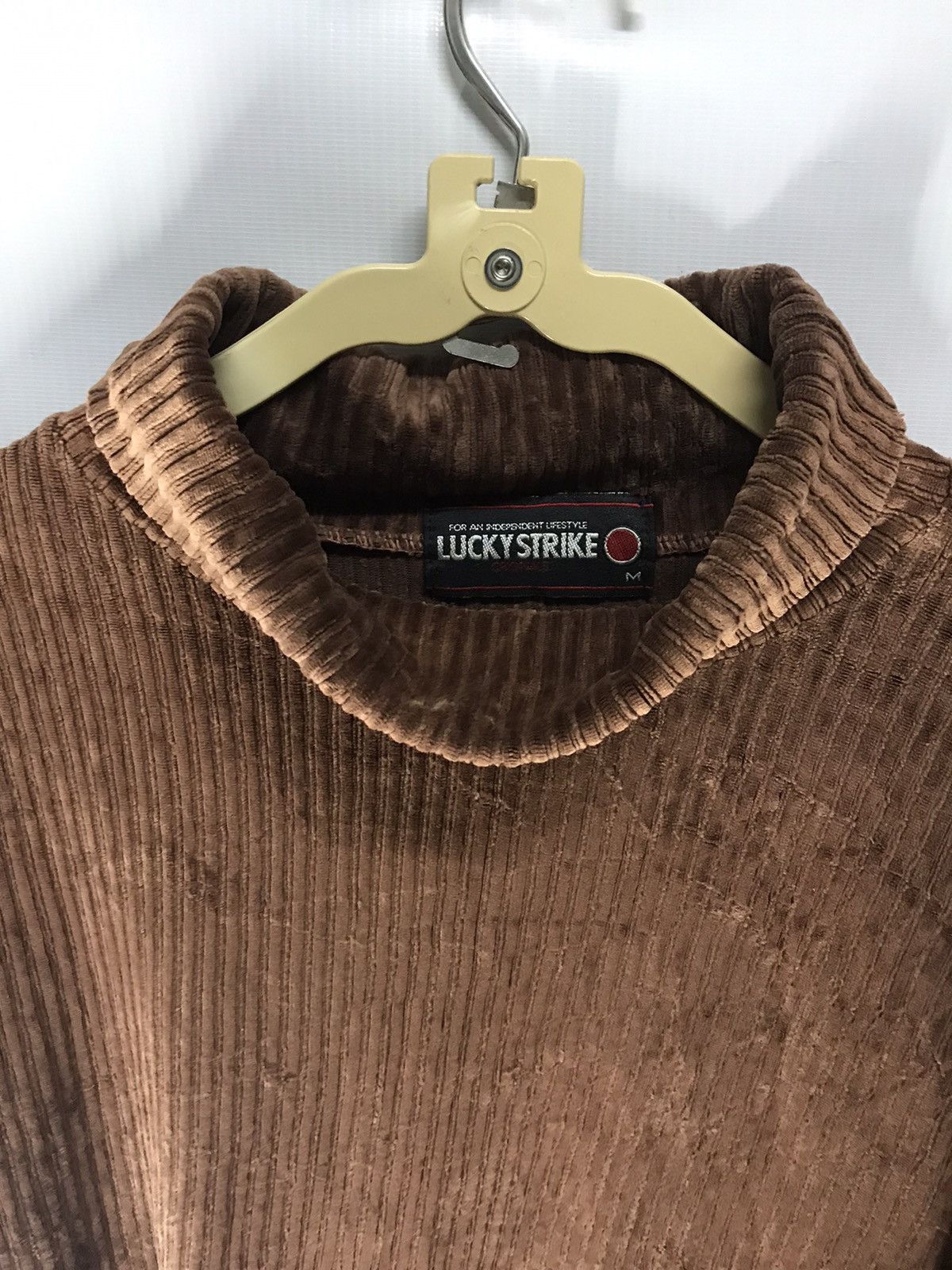 Vintage Vintage lucky strike cudroy turtleneck sweatshirt Size US M / EU 48-50 / 2 - 3 Thumbnail