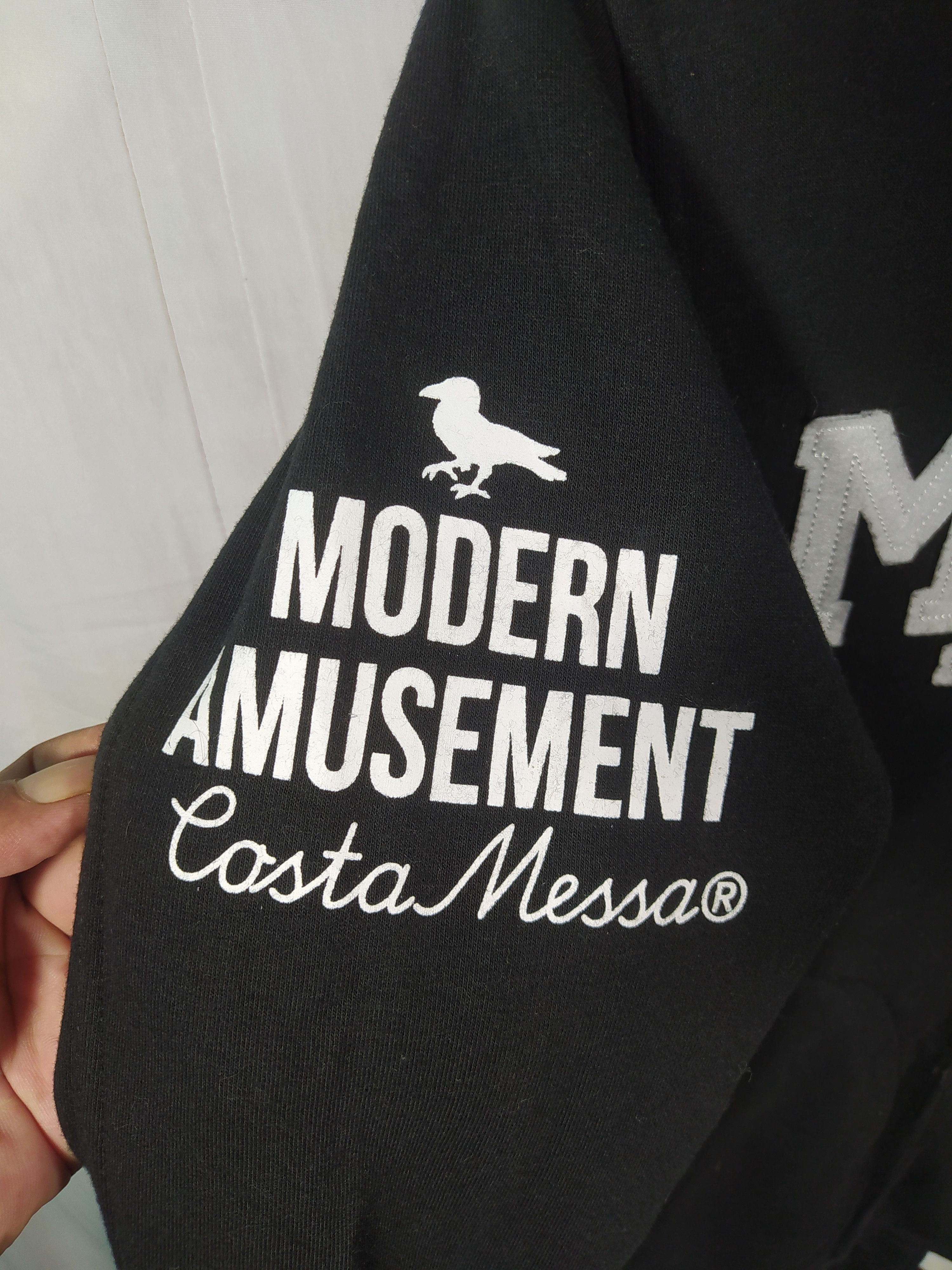 Japanese Brand Modern amusement varsity jacket Size US L / EU 52-54 / 3 - 7 Thumbnail