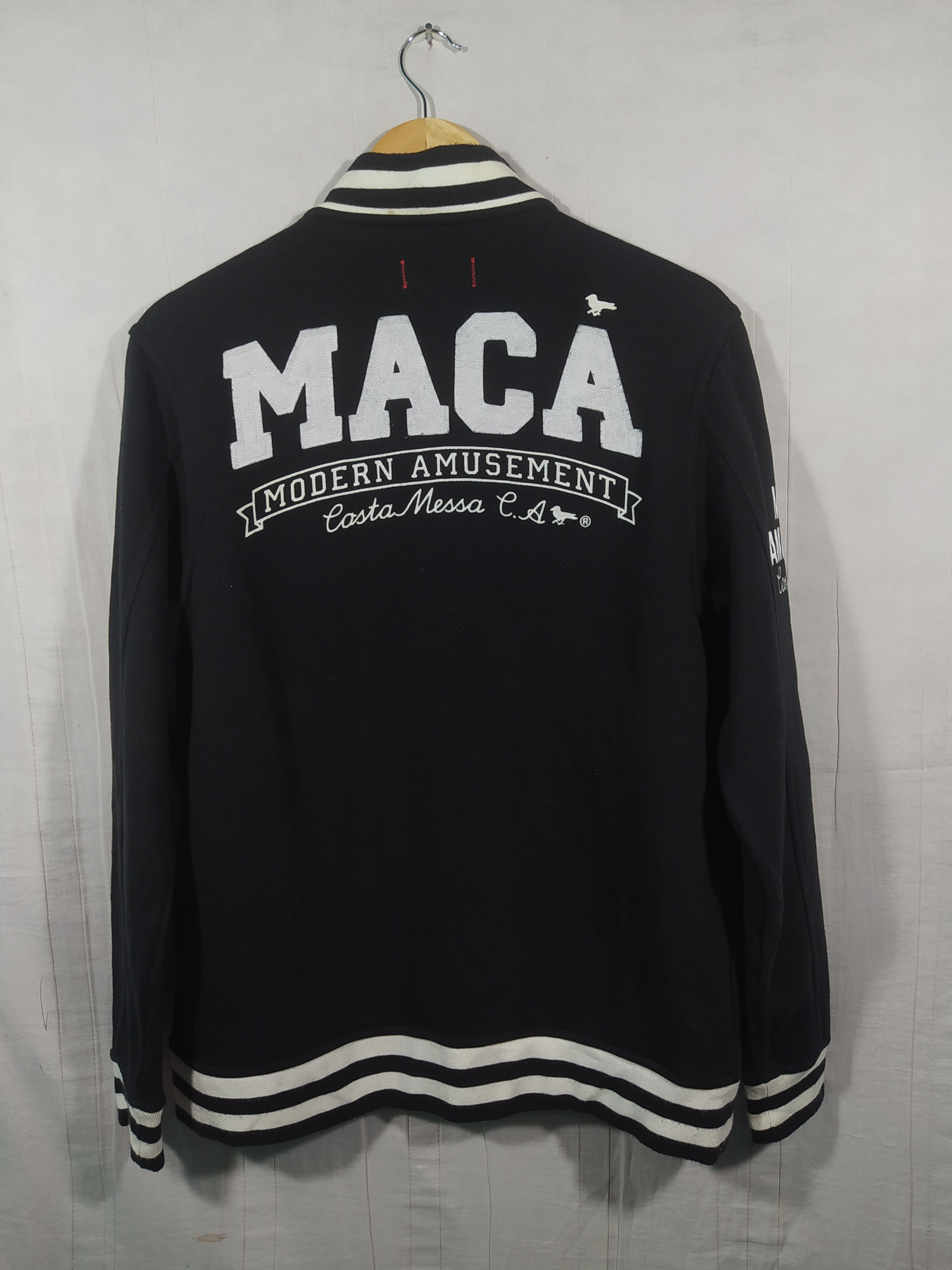 Japanese Brand Modern amusement varsity jacket Size US L / EU 52-54 / 3 - 8 Thumbnail