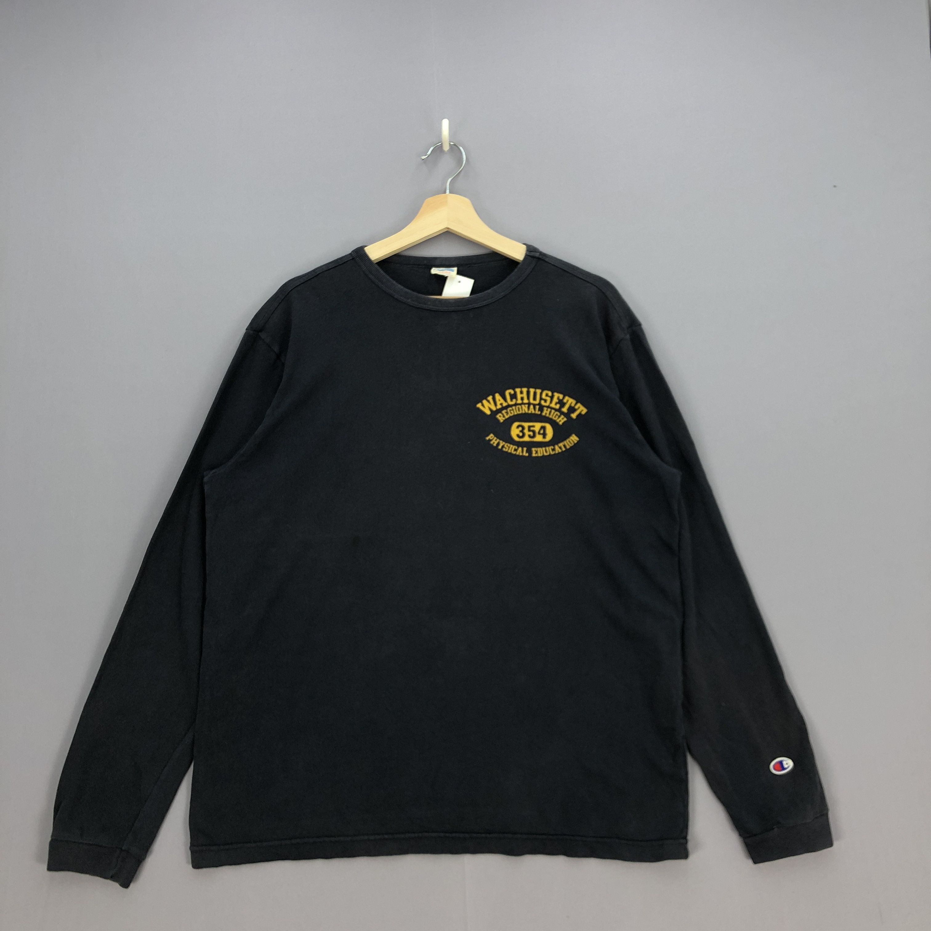 Champion Vintage Champion T Shirt Wachusett Champion Tees Size M / US 6-8 / IT 42-44 - 1 Thumbnail