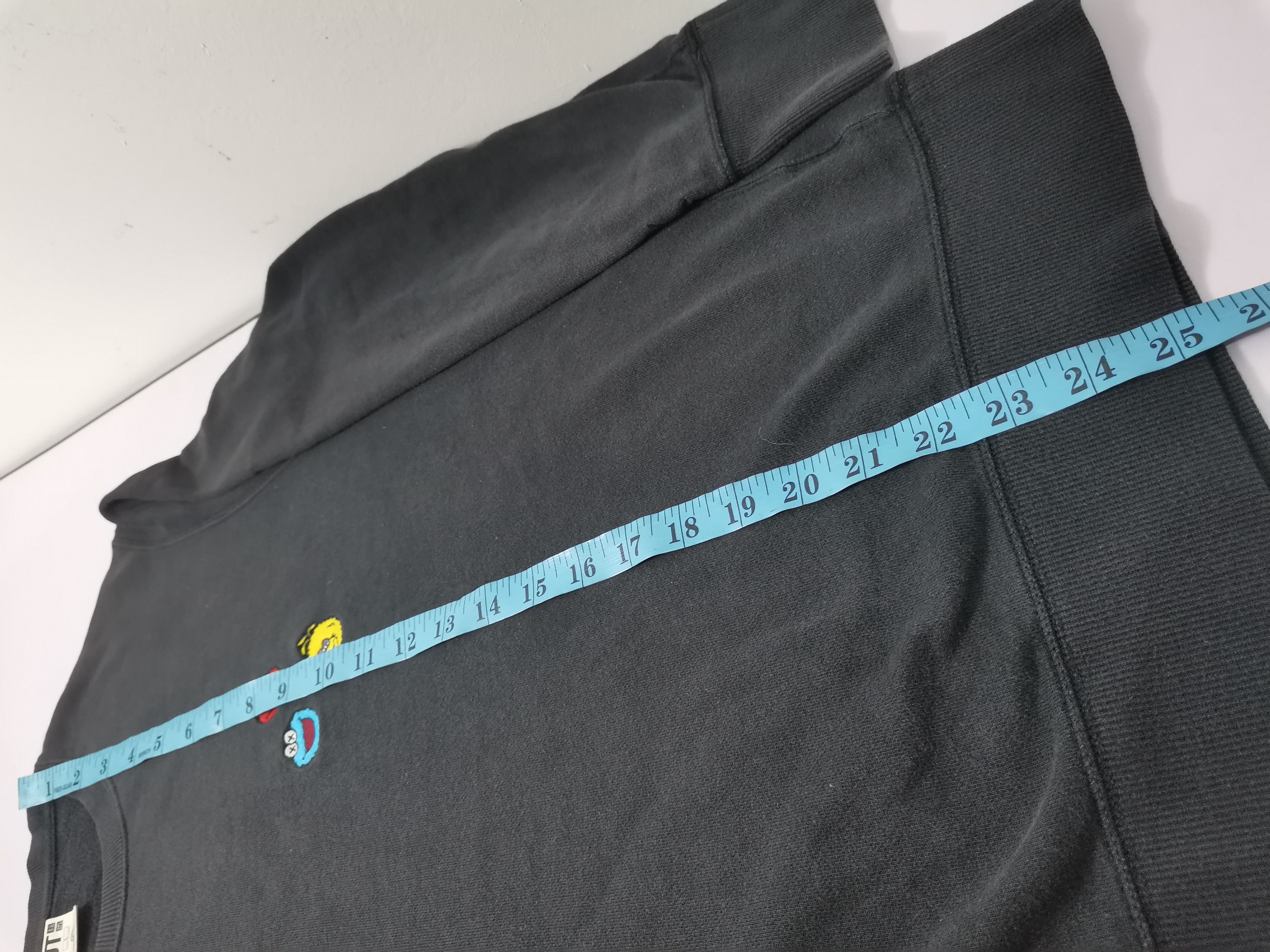 Designer × Japanese Brand × Kaws Kaws x Sesame Street Sweatshirt Size US L / EU 52-54 / 3 - 5 Thumbnail