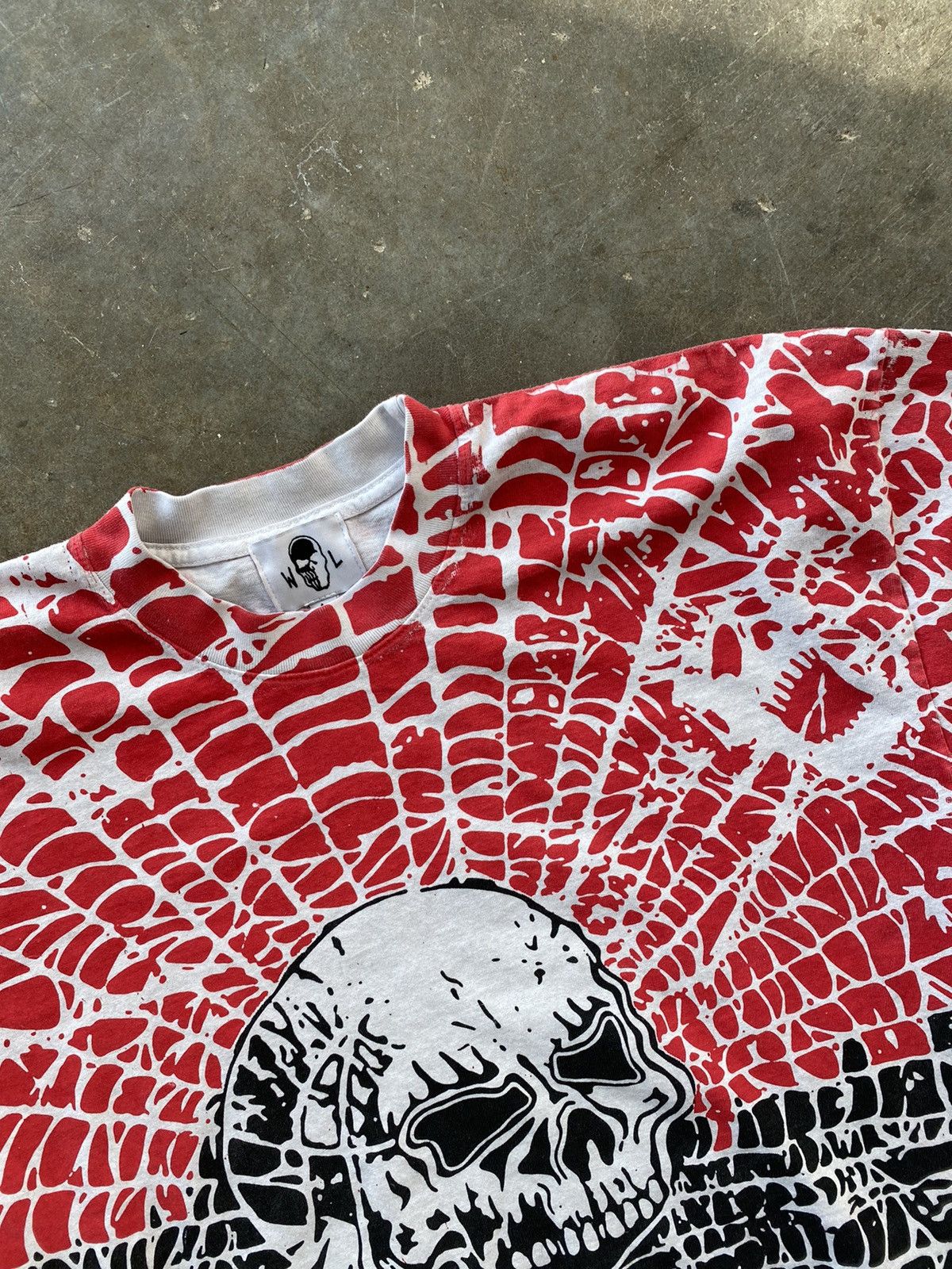 Warren Lotas Warren Lotas Spider Man Web Skull All Over Tee Large ❄️🧊 DC Size US L / EU 52-54 / 3 - 3 Thumbnail