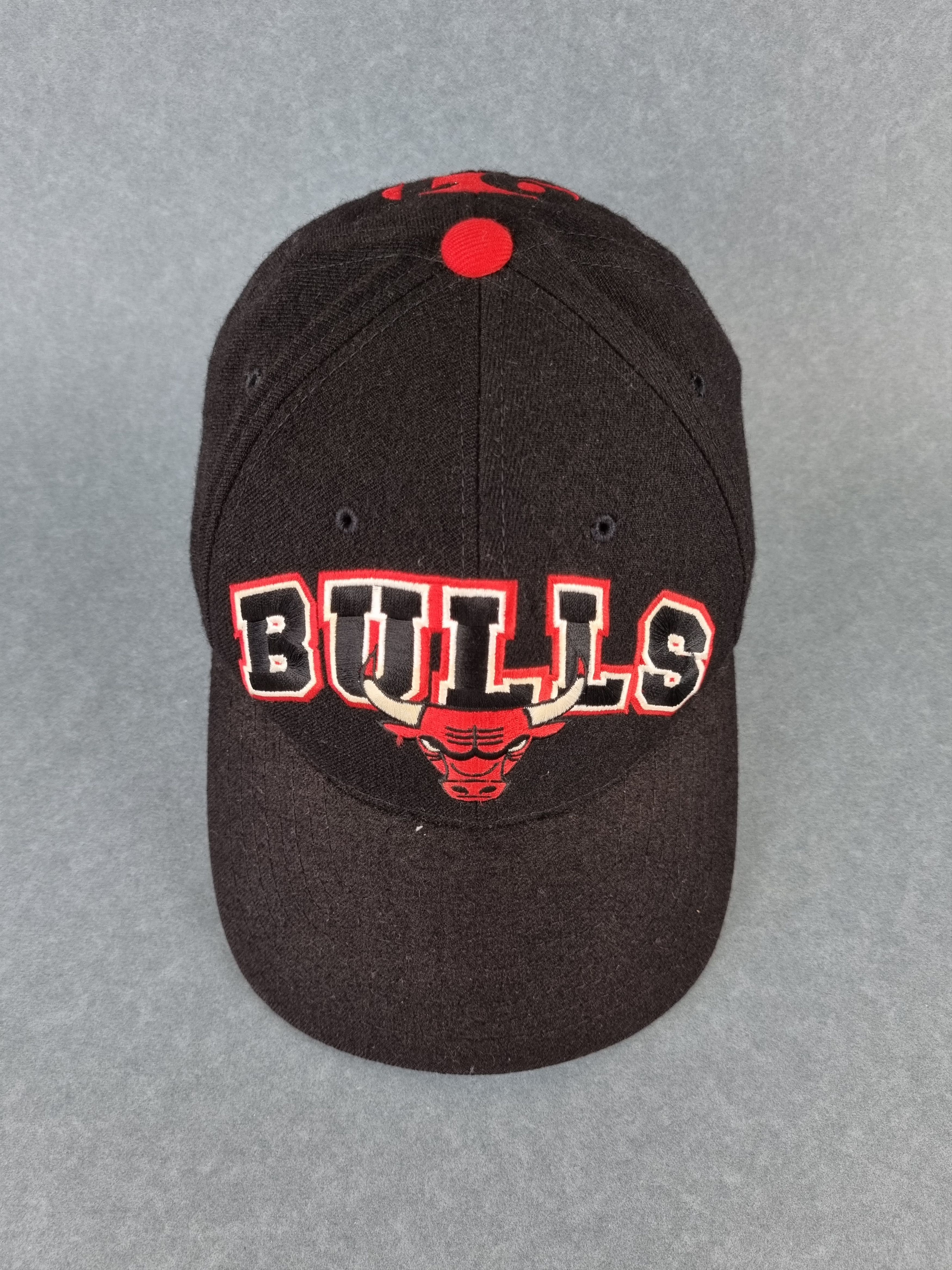 NBA × Sports Specialties × Starter Rare 90s CHICAGO BULLS Starter Wool Cap Vintage Size ONE SIZE - 2 Thumbnail
