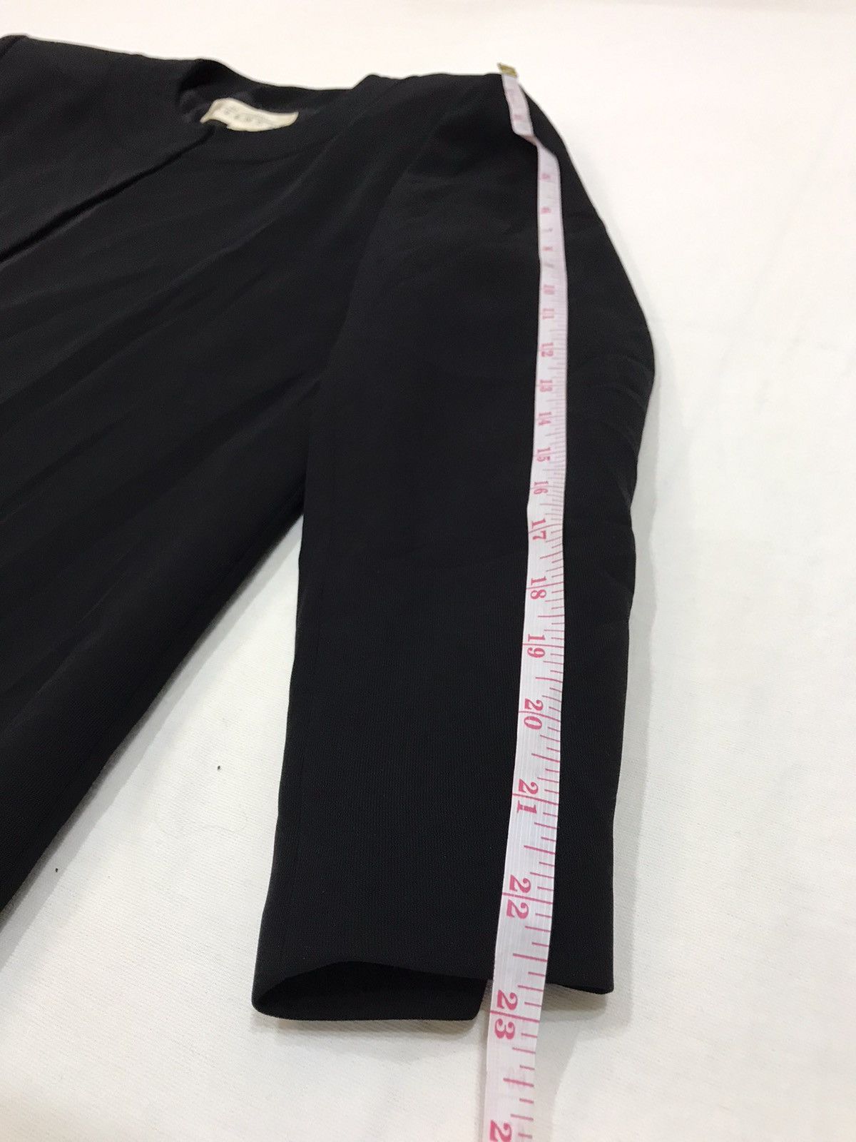 Givenchy VINTAGE GIVENCHY HI-FORMAL BLACK CARDIGAN JACKET Size US M / EU 48-50 / 2 - 8 Thumbnail