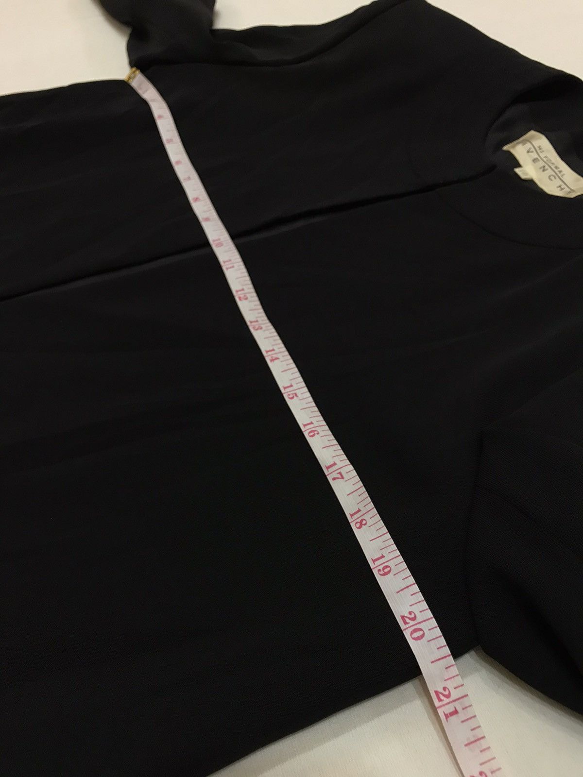 Givenchy VINTAGE GIVENCHY HI-FORMAL BLACK CARDIGAN JACKET Size US M / EU 48-50 / 2 - 7 Thumbnail