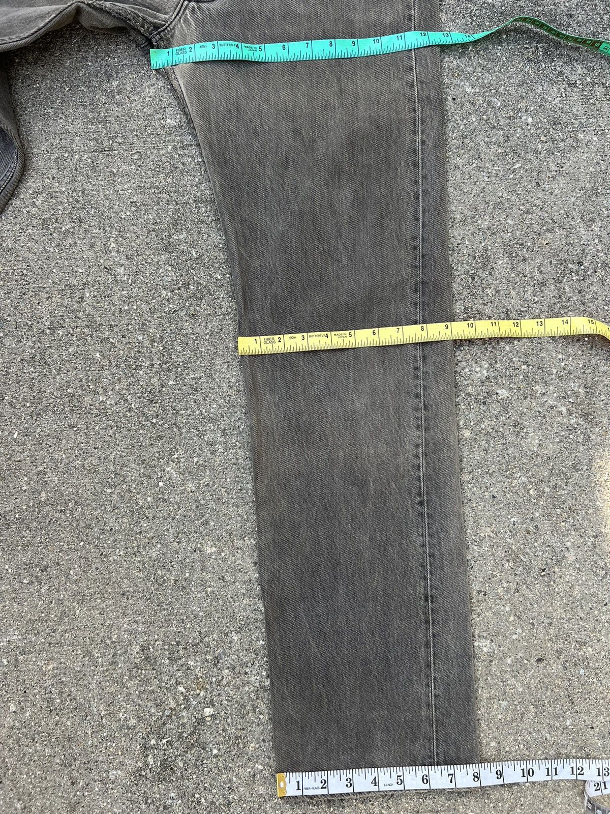 Levi's × Vintage Vintage 1993 Levi’s 501 USA Sun Faded Black Denim Jeans Size US 33 - 3 Thumbnail