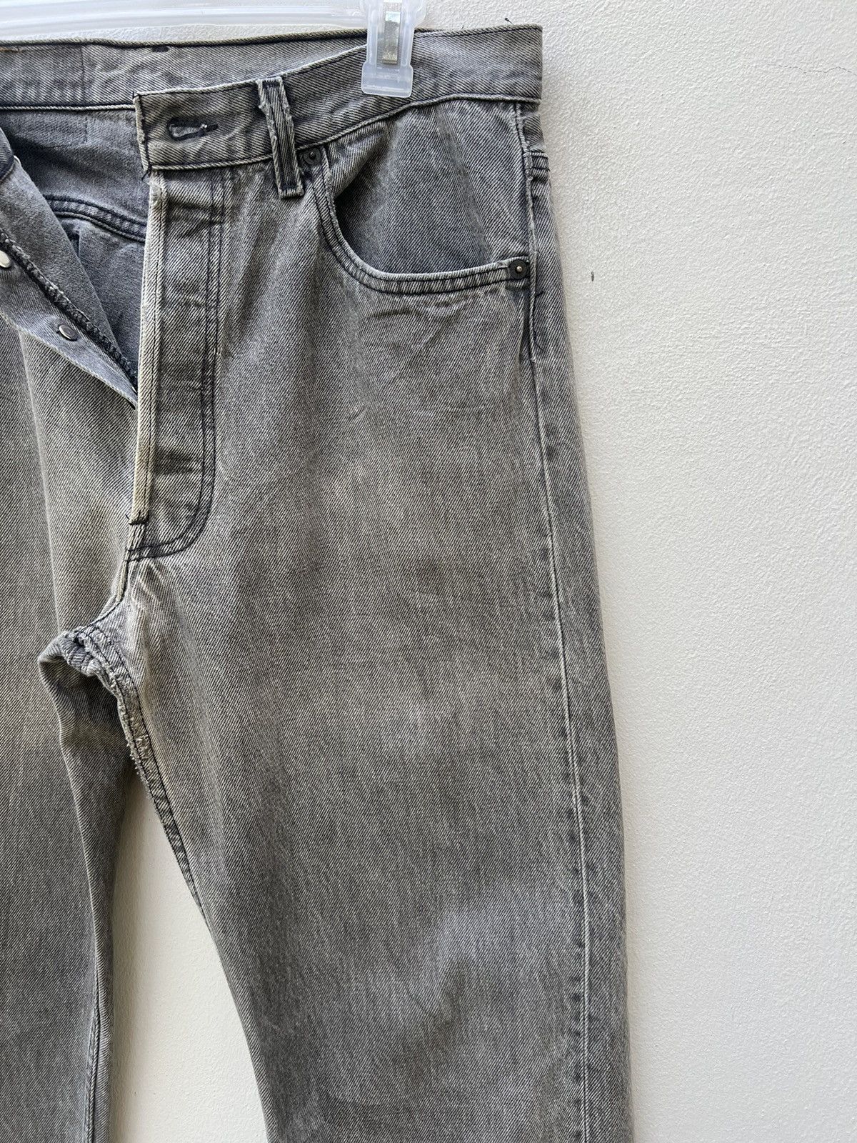 Levi's × Vintage Vintage 1993 Levi’s 501 USA Sun Faded Black Denim Jeans Size US 33 - 11 Thumbnail