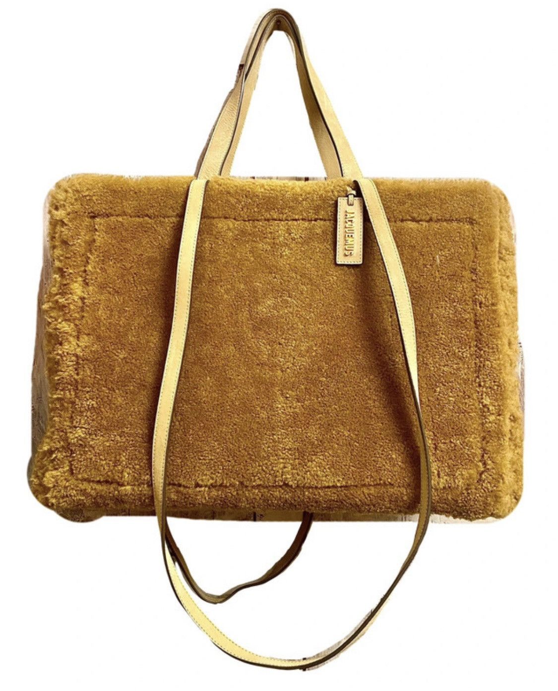 maxi bag jacquemus le Neve la montagne in shearling