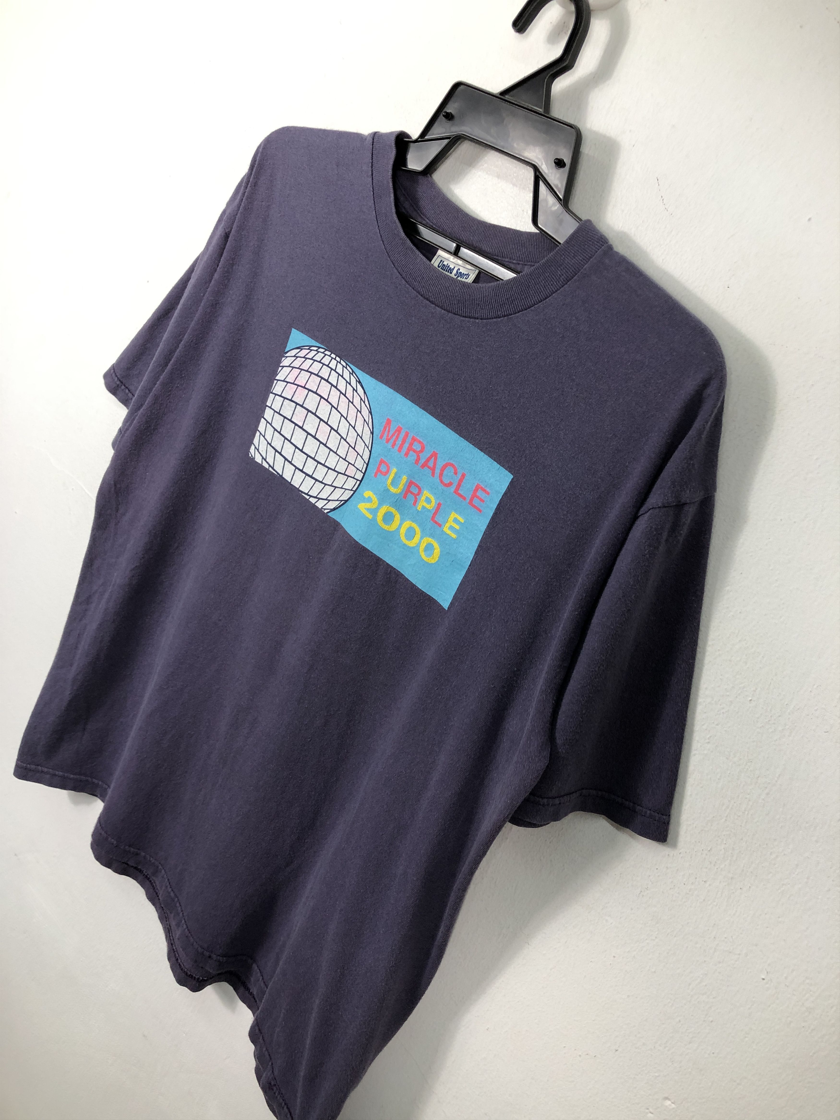 Vintage Vintage Miracle Purple 2000 T-Shirt Size US L / EU 52-54 / 3 - 2 Thumbnail