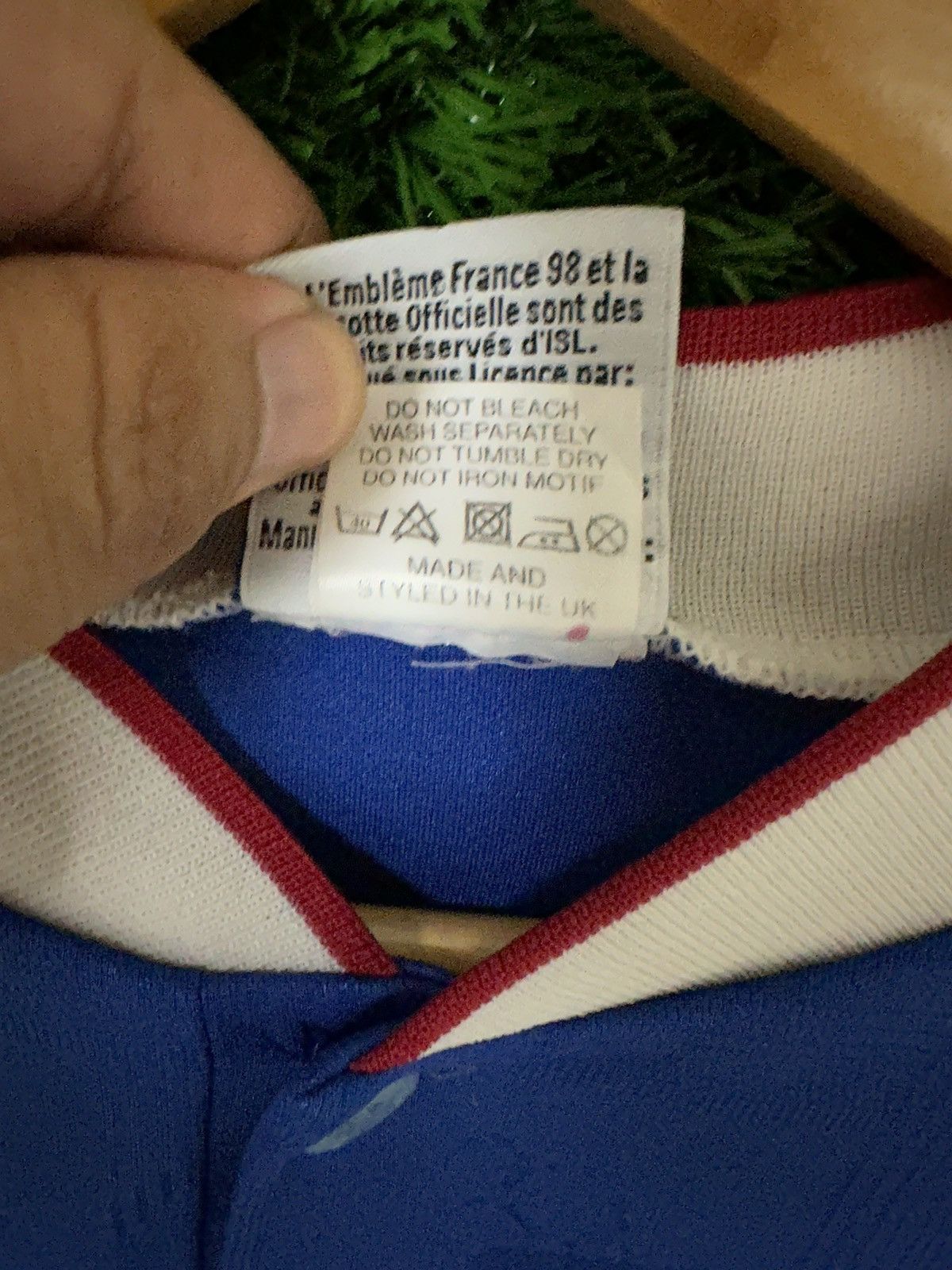 Vintage Vintage 90s France 98 Coupe Du Monde Jersey Size US XL / EU 56 / 4 - 11 Thumbnail