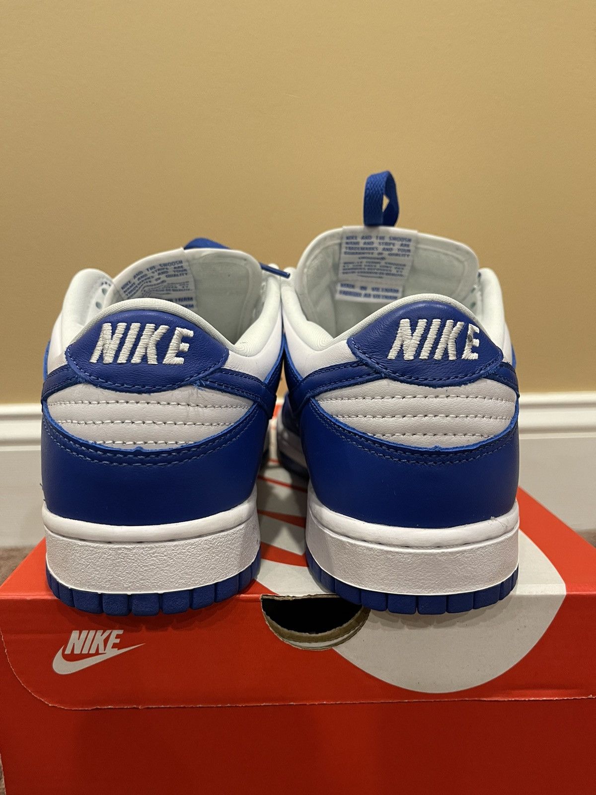 Nike Nike Dunk Low SP Kentucky Blue 2020 Size US 10.5 / EU 43-44 - 6 Thumbnail