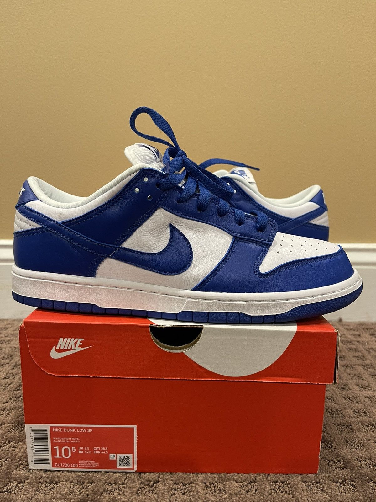 Nike Nike Dunk Low SP Kentucky Blue 2020 Size US 10.5 / EU 43-44 - 2 Thumbnail