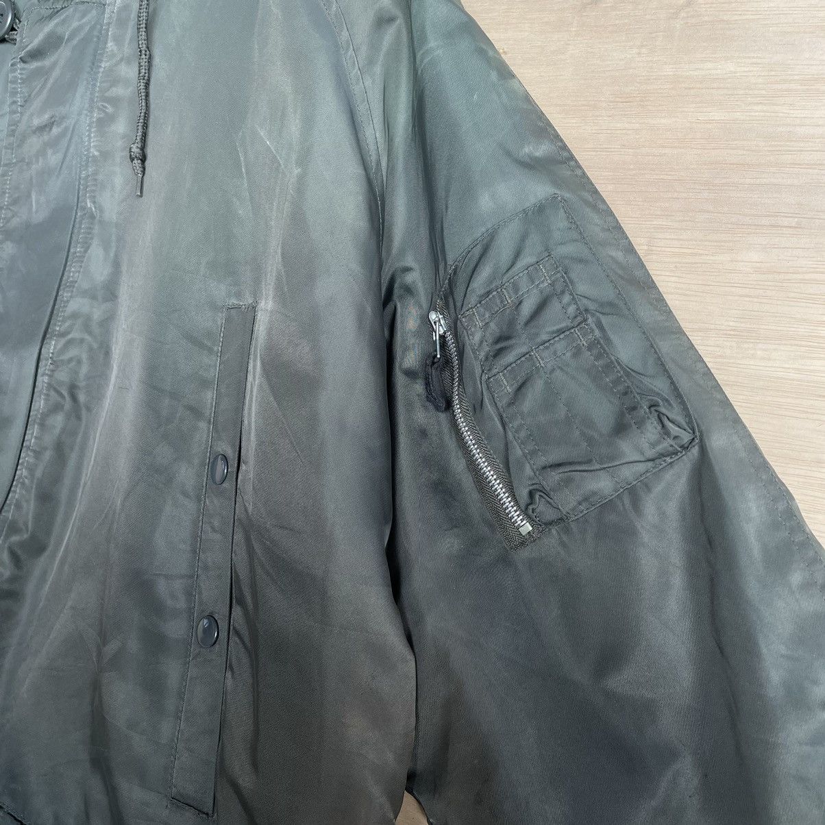 Avirex US Army Flight Garment Military Jackets Size US L / EU 52-54 / 3 - 5 Thumbnail