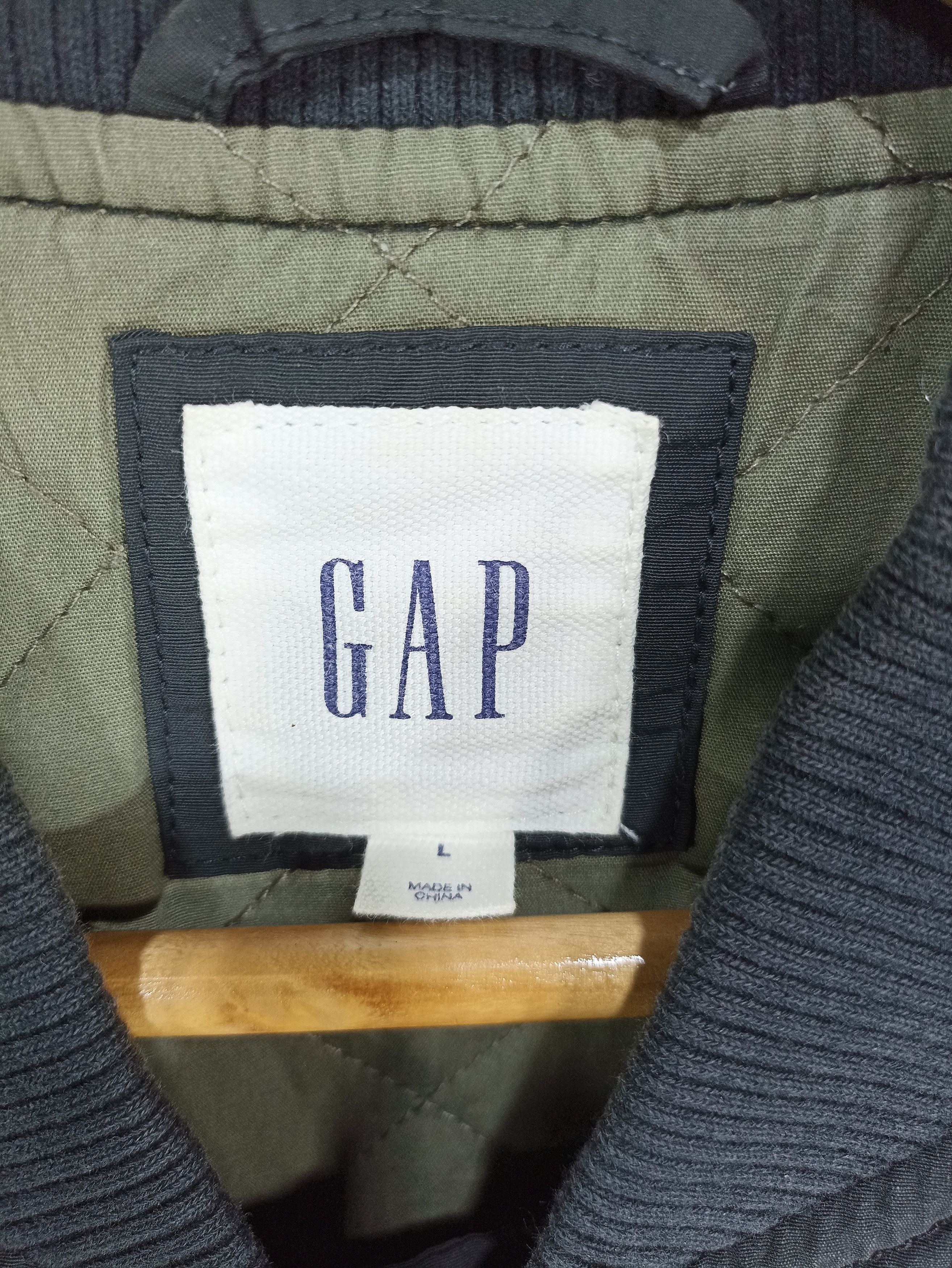 Gap × Vintage Vintage Sun Faded Gap Bomber Jacket Ideal Zipper Size US L / EU 52-54 / 3 - 8 Thumbnail
