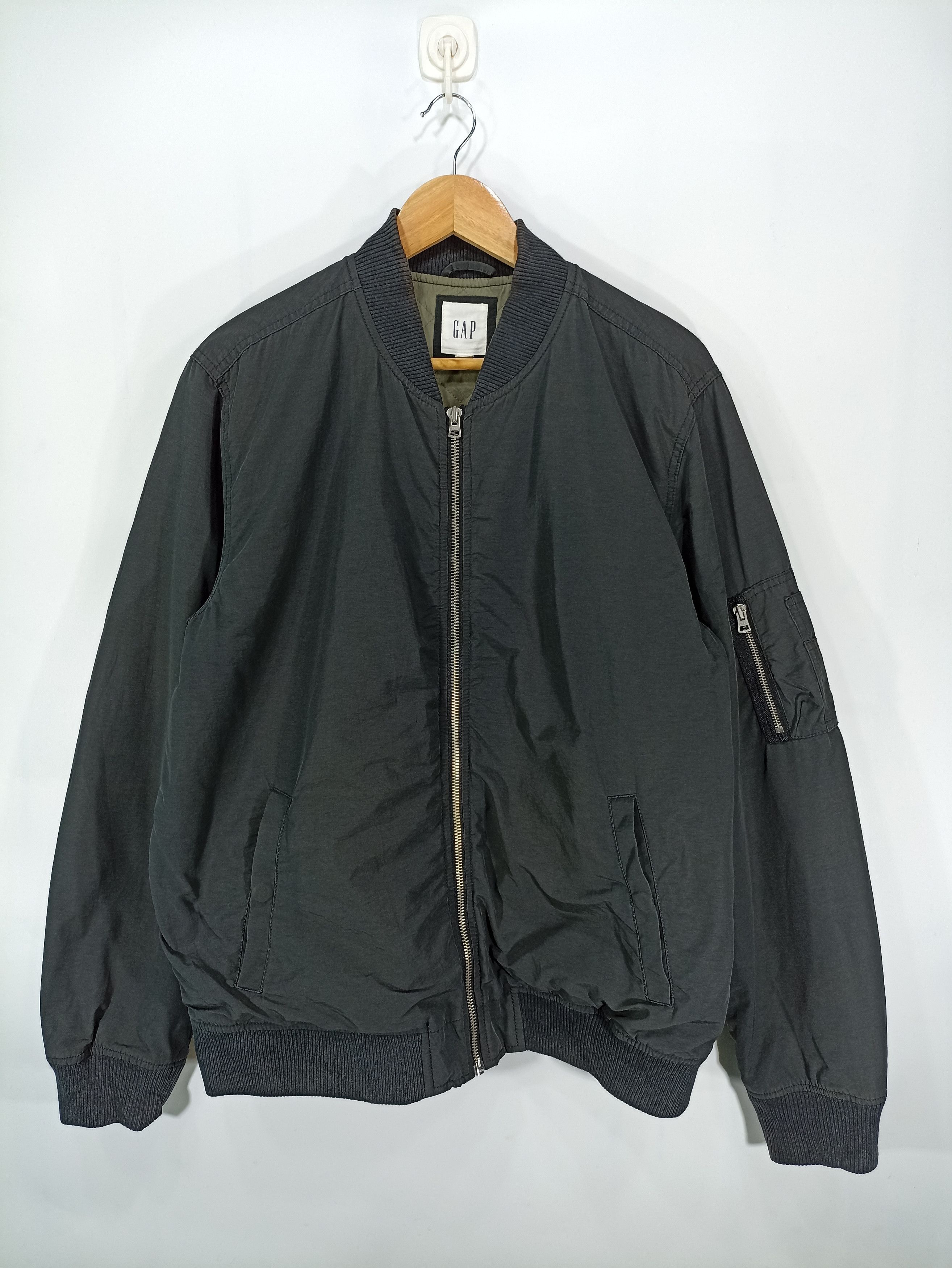 Gap × Vintage Vintage Sun Faded Gap Bomber Jacket Ideal Zipper Size US L / EU 52-54 / 3 - 1 Thumbnail