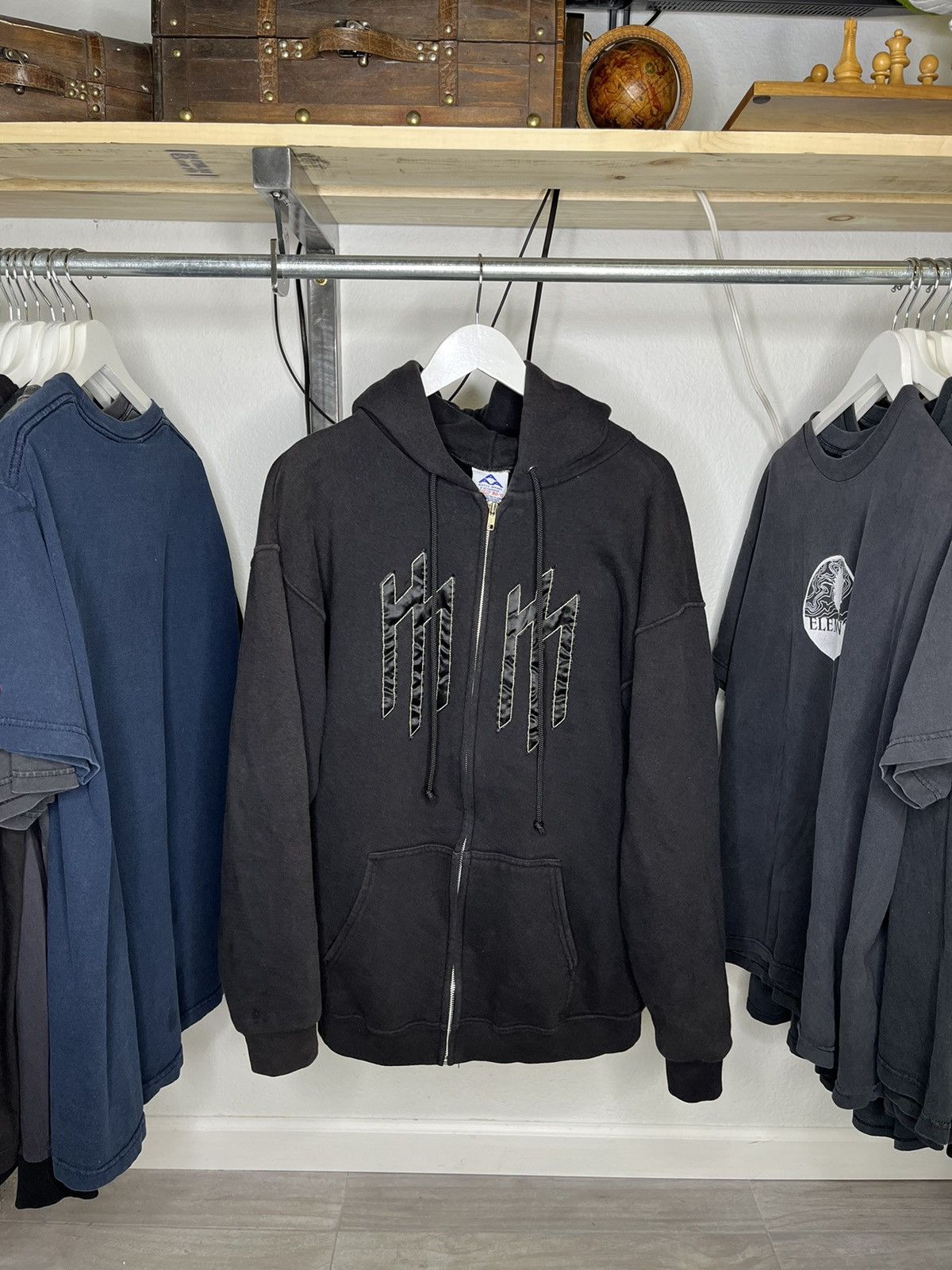 Marilyn Manson One Assassination Sweat à Capuche Marilyn Manson Chaos - Merch Officielle - Coupe Classique Vêtement Musique Unisexe