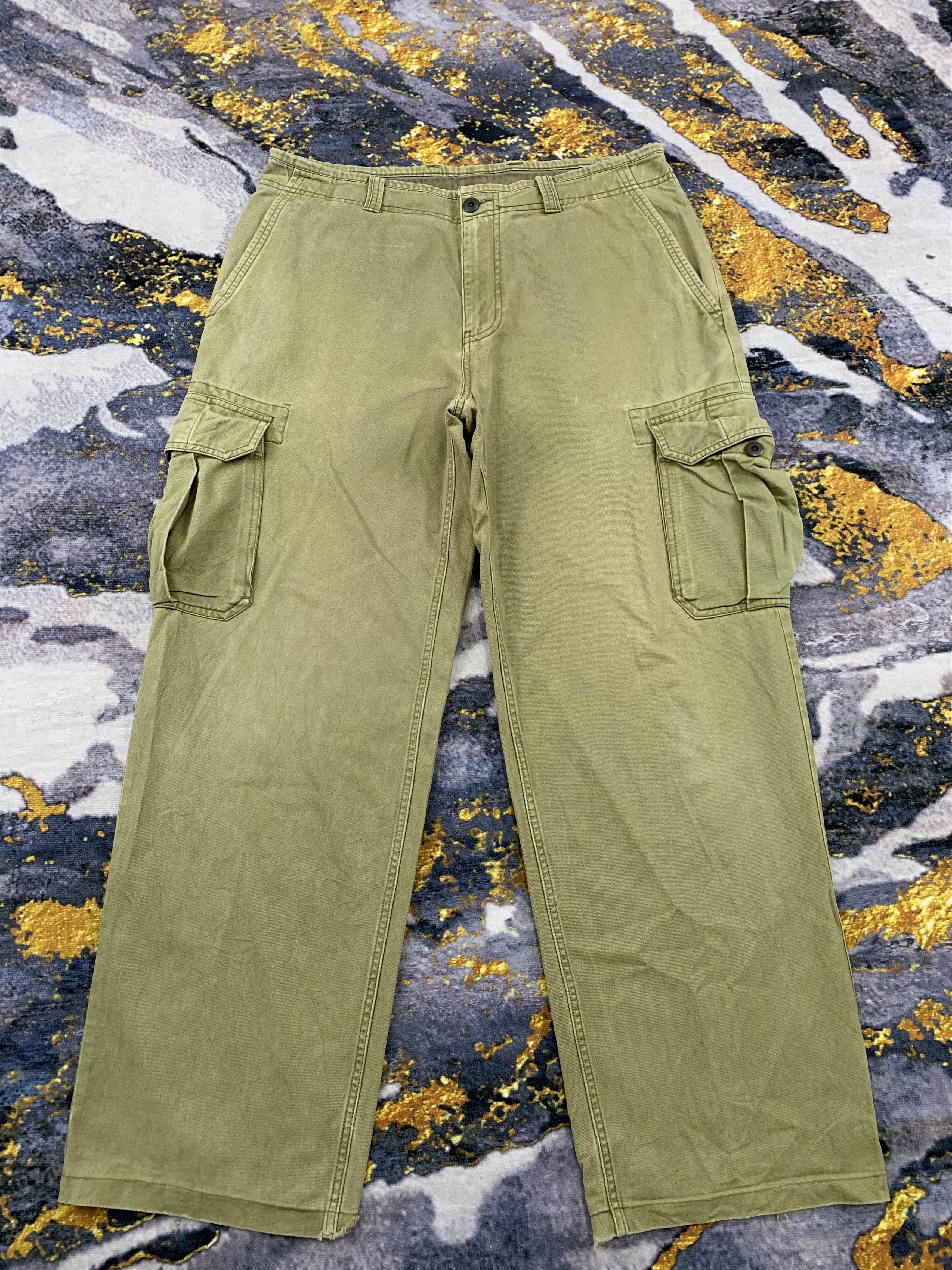 image of Faded Gap Multipocket Cargo Pants in Miltary Green, Men's (Size 37)