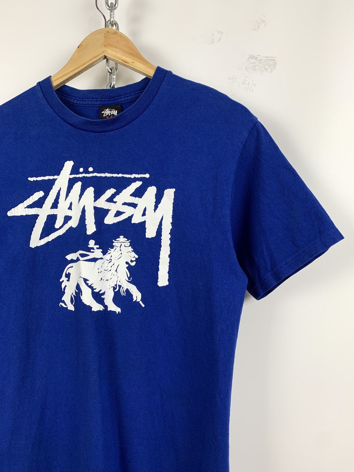 Stussy 00s Vintage Stussy Lion Graphic Navy Blue T-Shirt Size US S / EU 44-46 / 1 - 3 Thumbnail