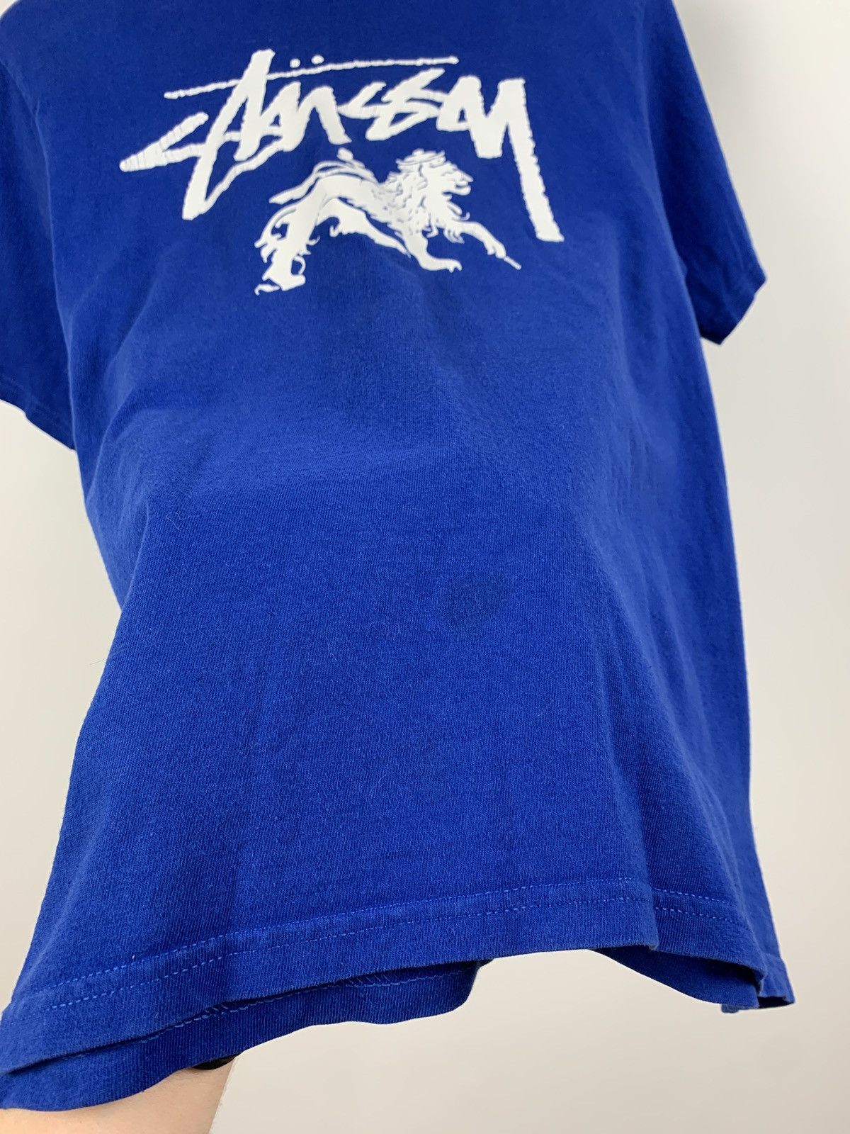 Stussy 00s Vintage Stussy Lion Graphic Navy Blue T-Shirt Size US S / EU 44-46 / 1 - 11 Thumbnail